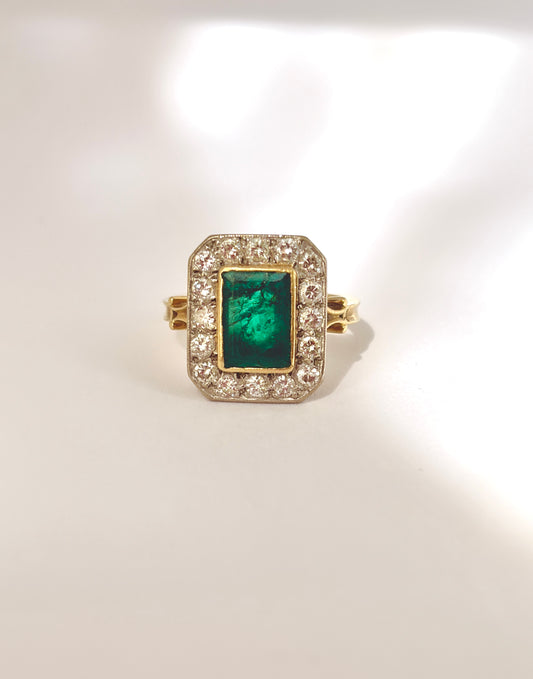 Vintage, 18ct Gold, Emerald and Diamond Cluster Ring, Hallmarked London 1986