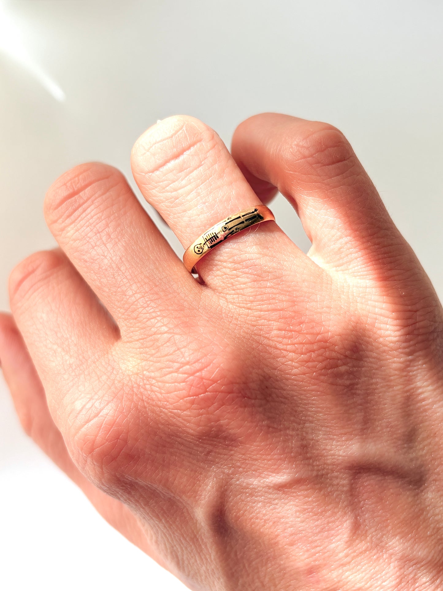 Antique, 22ct Gold Momento Mori Ring, Hallmarked, 22ct Gold, London 1894