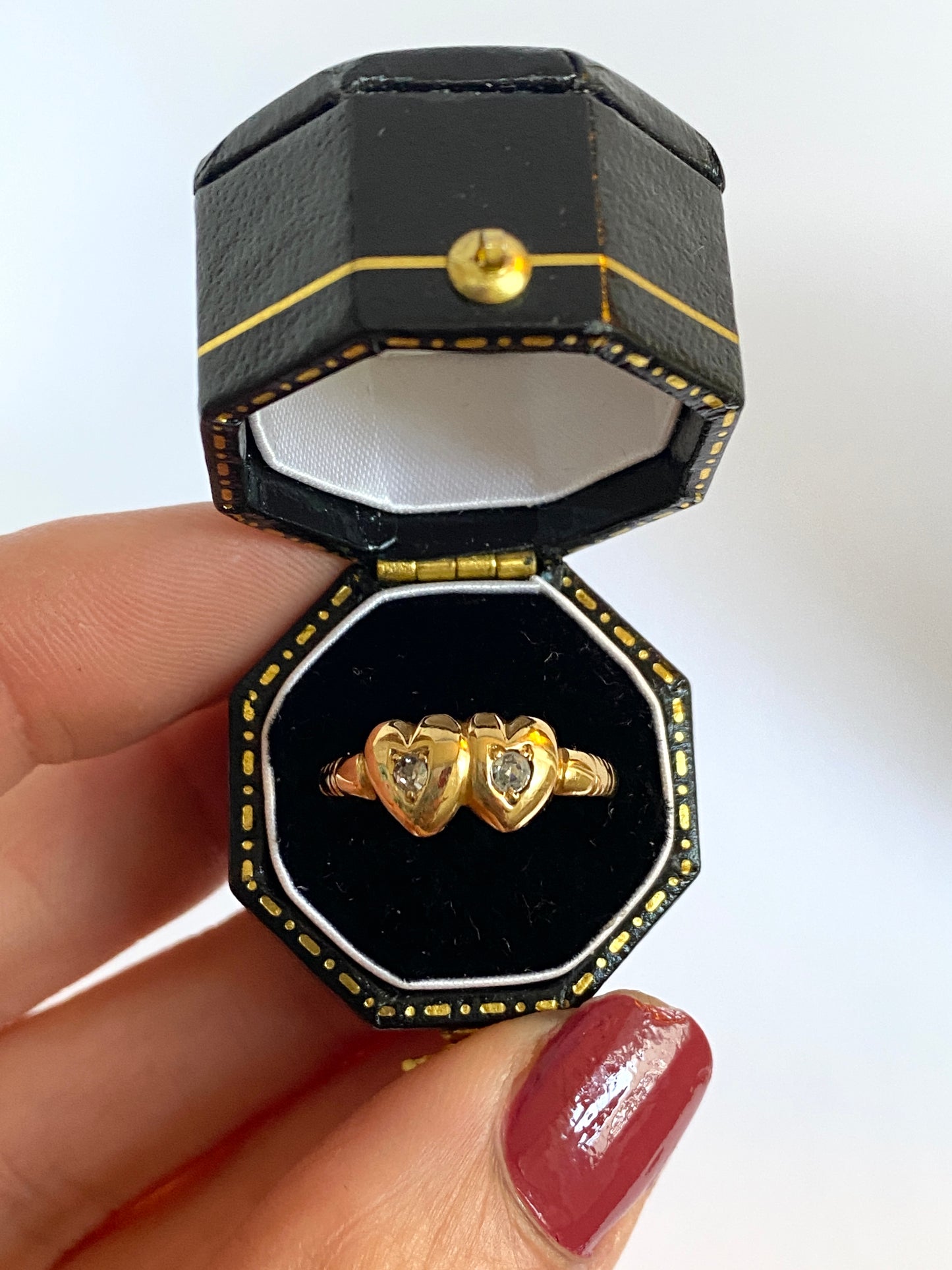 Victorian Double Heart Diamond ring, Hallmarked, 18ct Gold, Chester, 1895