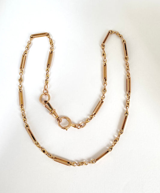 First payment Vidal 15 inch, 9ct Gold Vintage Fetter/love knot fancy Link Chain with dog clip (9.73g) and Gold filled long guard