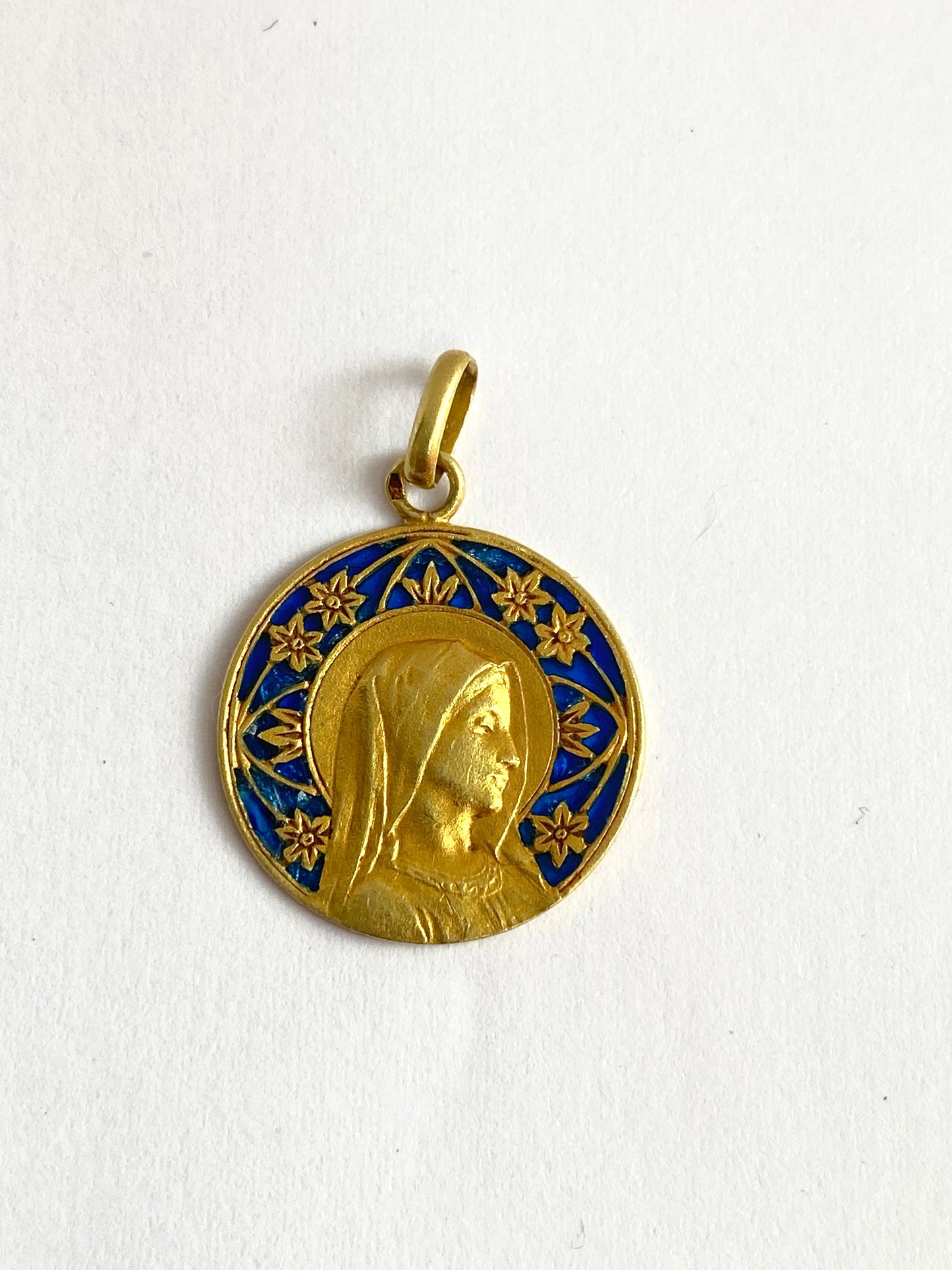 Art Nouveau, French 18ct Gold, Madonna (Virgin Mary) 'Plique a jour' Enamel Religious Pendant