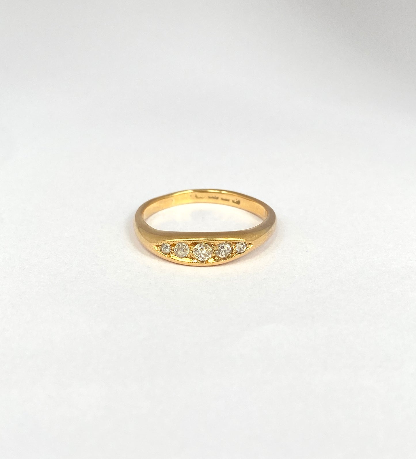 Antique, 18ct Gold, 5 stone Diamond Ring, Hallmarked 18ct Gold, Birmingham, 1914