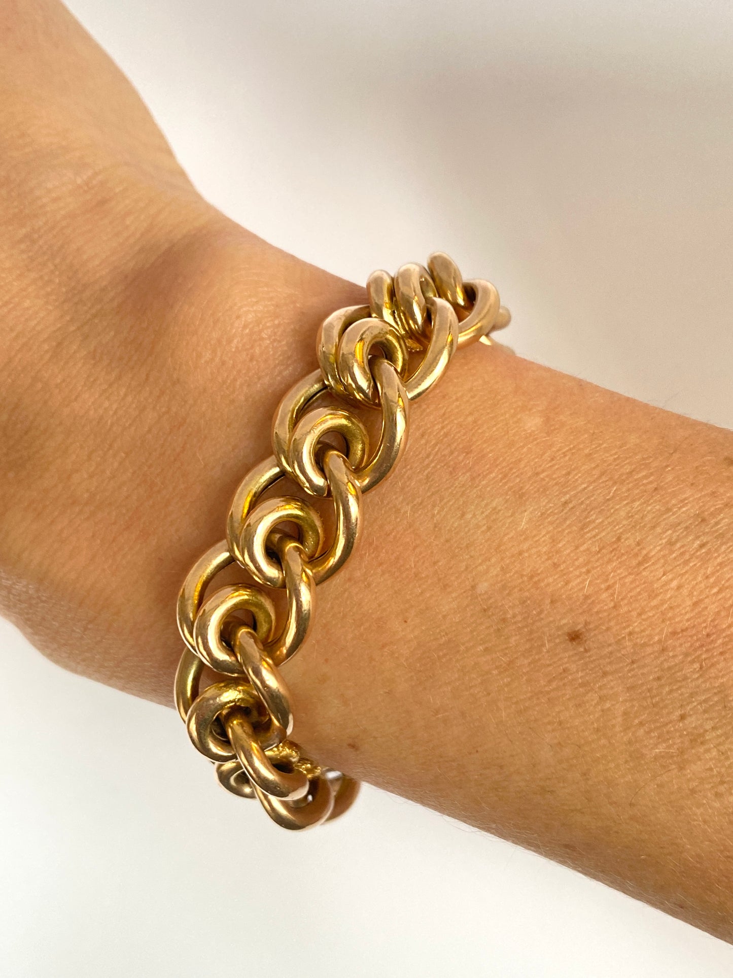 9ct Gold, Victorian Chased Night and Day Bracelet with Heart Padlock Clasp, 26.32g