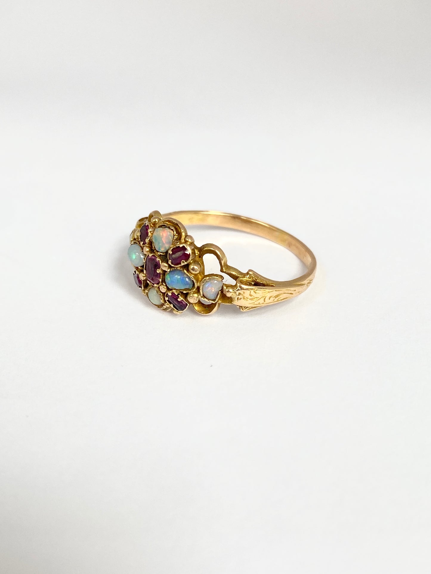 15ct Gold, Antique, Victorian Opal, Almandine Garnet Ring