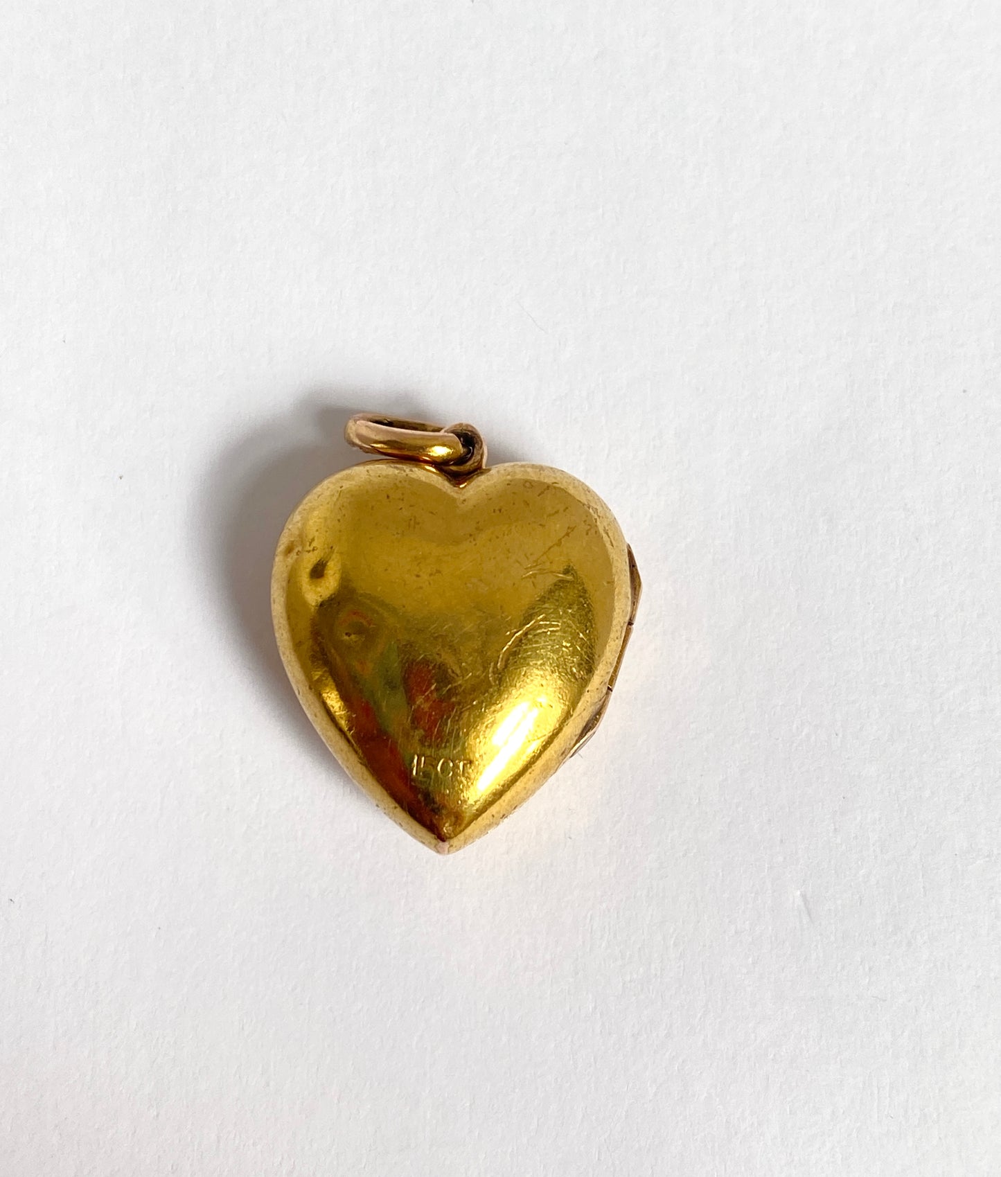 15ct gold, Art Nouveau, Heart-shaped locket/pendant, with Diamond Trefoil Decoration