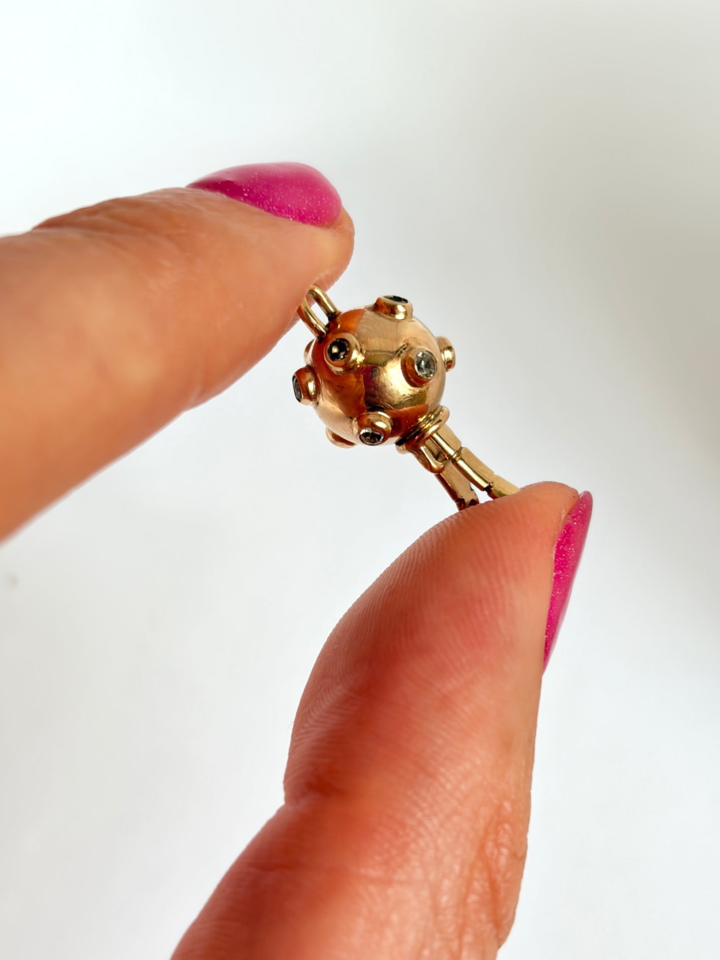 9ct Gold Diamond Sputnik Clasp