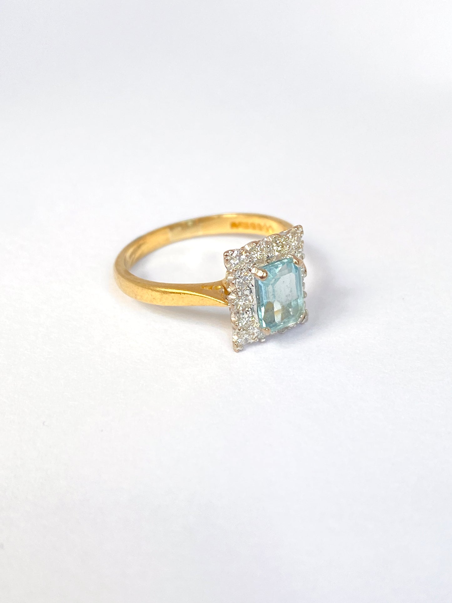 Vintage, 18ct Gold, Aquamarine and Diamond Rectangle Ring, Sheffield 1998