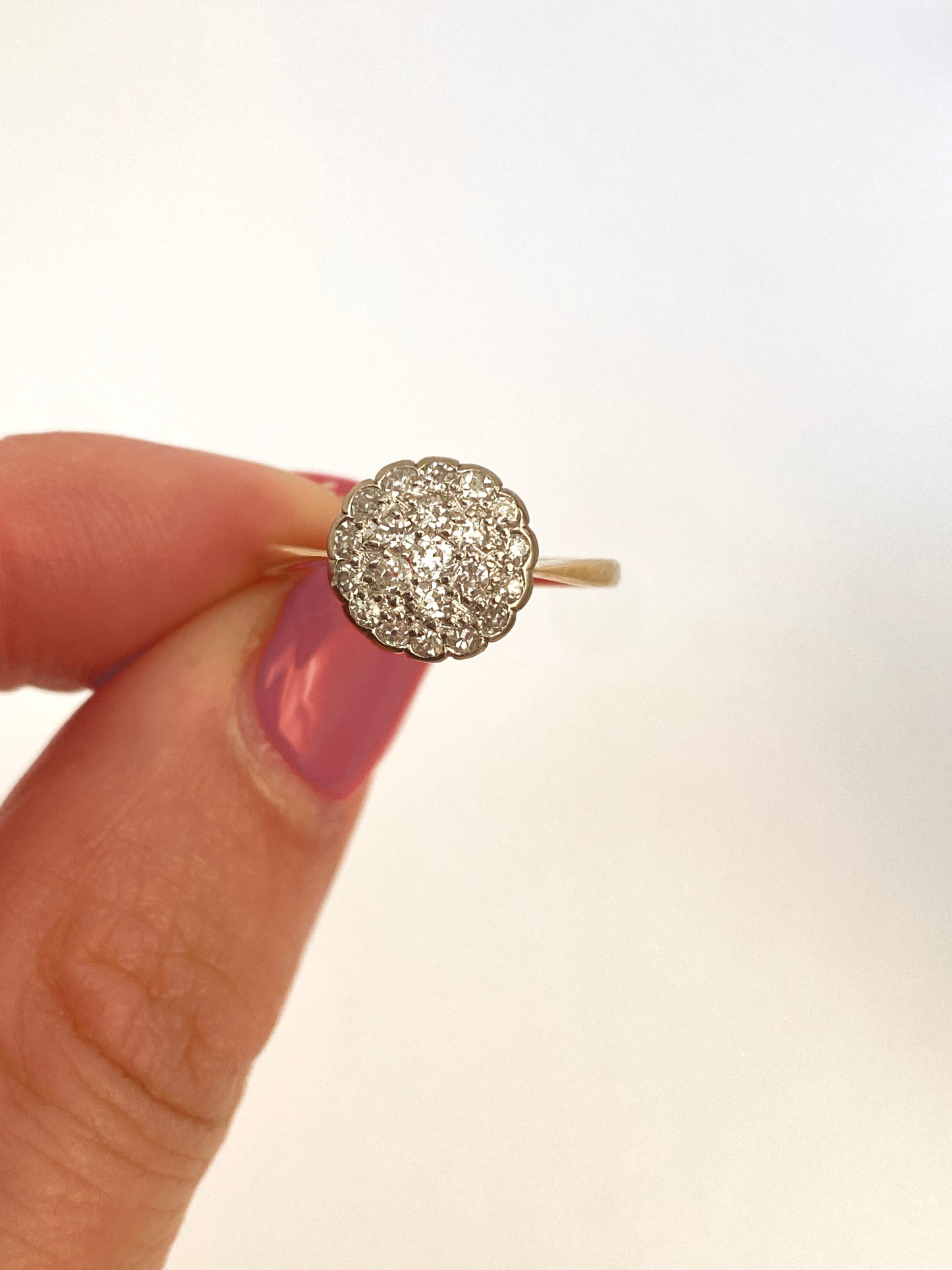 18ct Gold, Art Deco, Old Cut Diamond Target / Flower Ring, Circa 1940