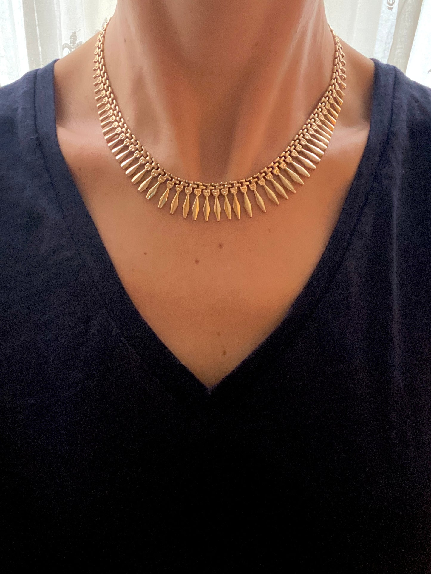 Vintage, 16 inch, 9ct Gold Cleopatra Graduating Fringe Necklace (18.62g)