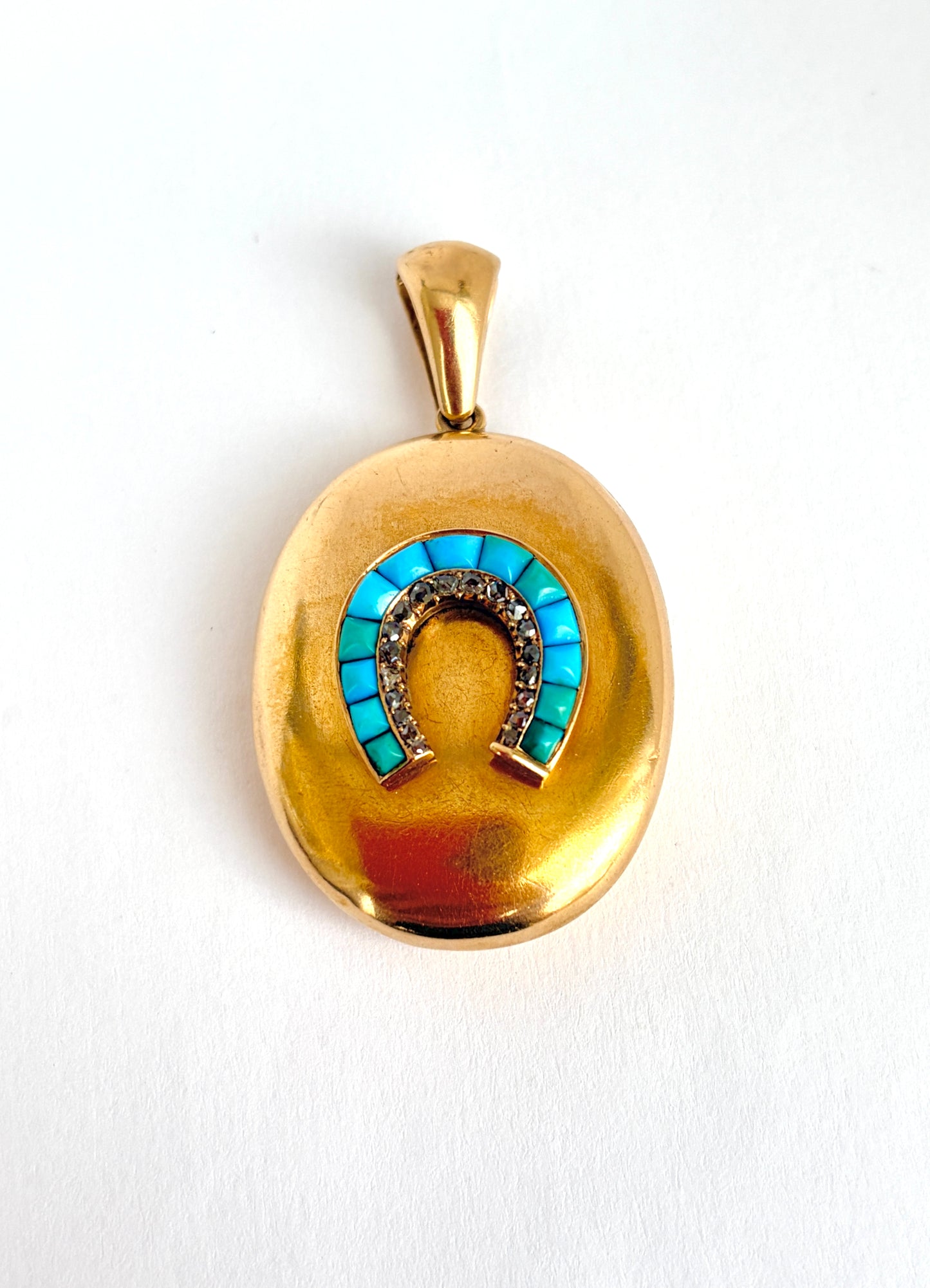 15ct Gold, Victorian Turquoise and Rose cut diamond Horse Shoe Locket back Pendant, 17.23g.