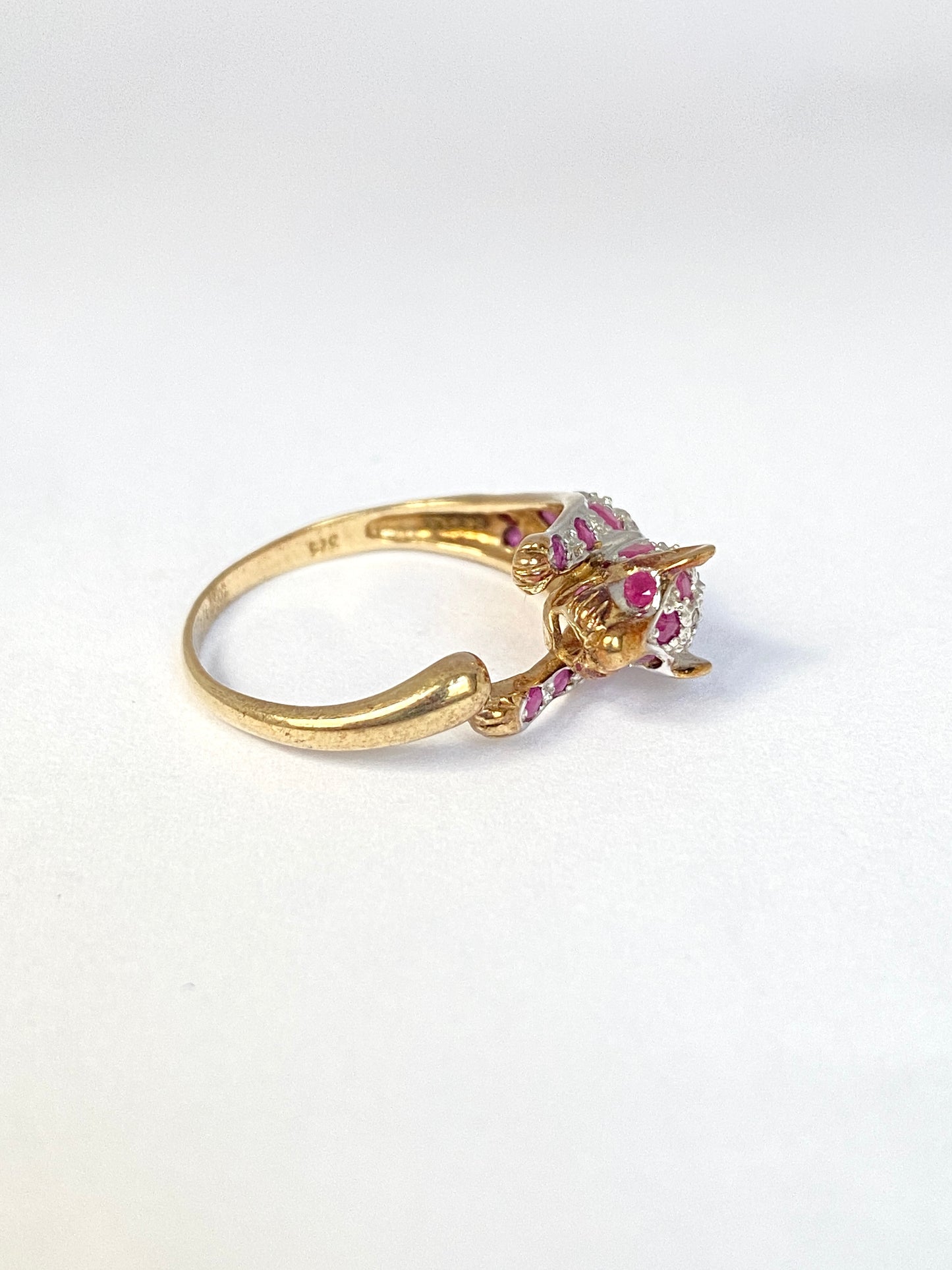 9ct Gold Diamond /Ruby Panther Ring