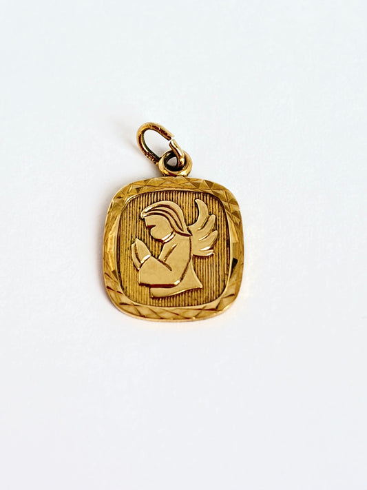 8ct Gold, 'God Protect you' charm