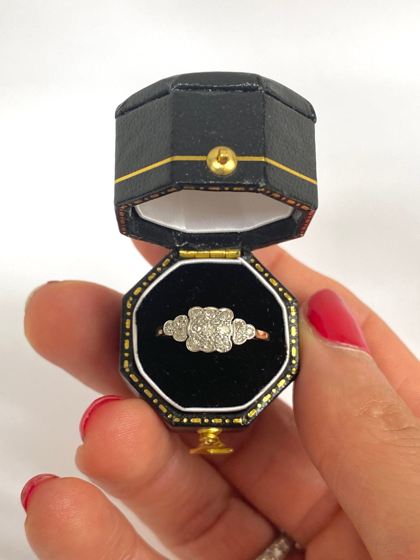 Art Deco, 18ct Gold and Platinum Diamond Cluster /Flower Ring