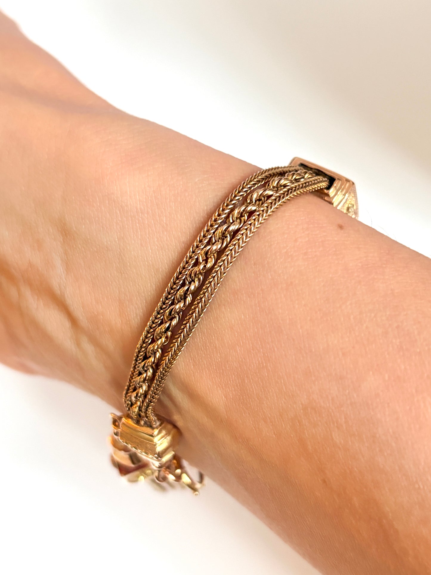 Rare, Unique Antique, 15ct (three tone) Gold Floral Albertina Bracelet (25.20g)
