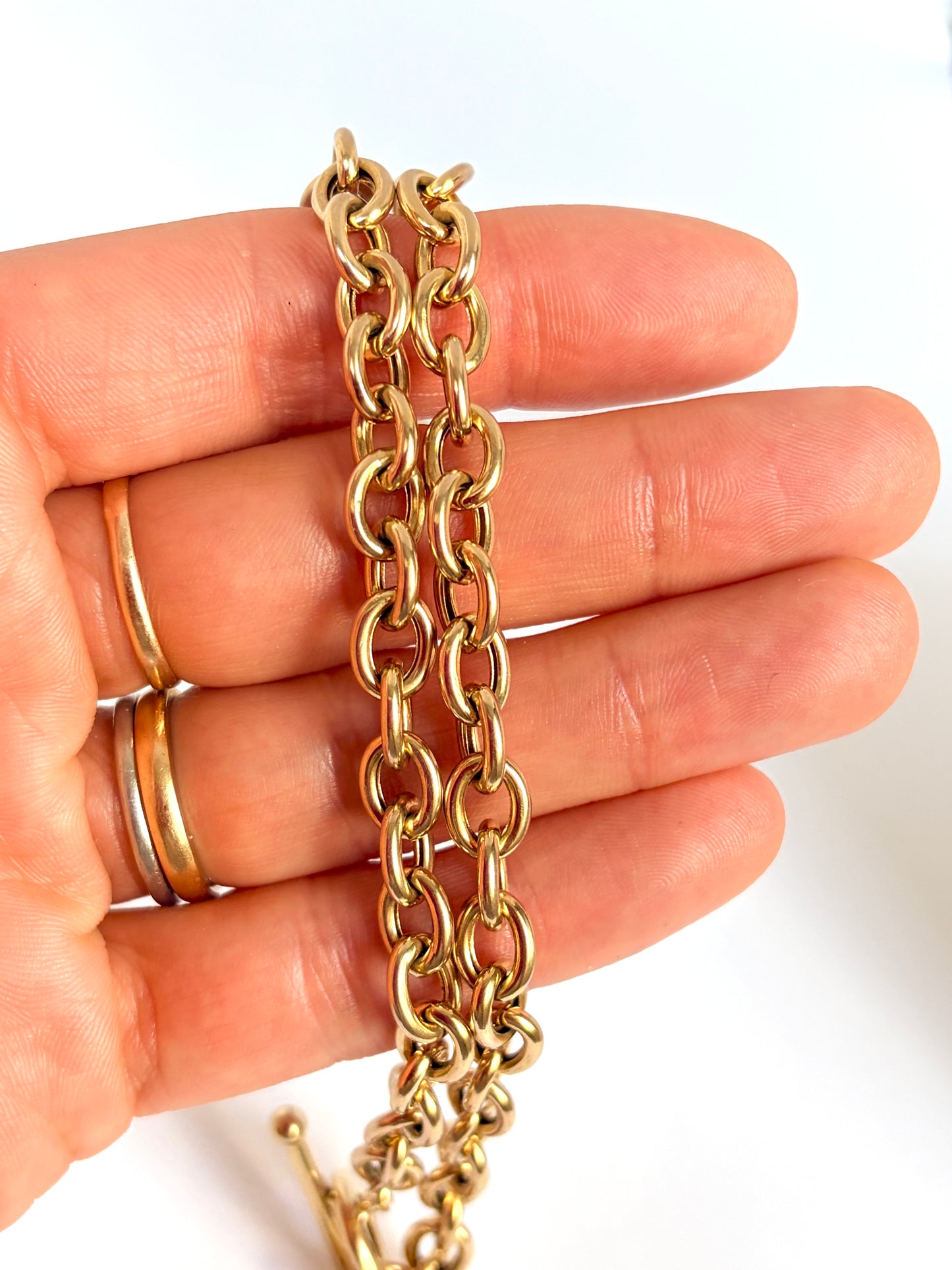 Classic, 18 inch, Vintage, Cable Link Chain with Toggle clasp and Puiffy Heart, 15.62g