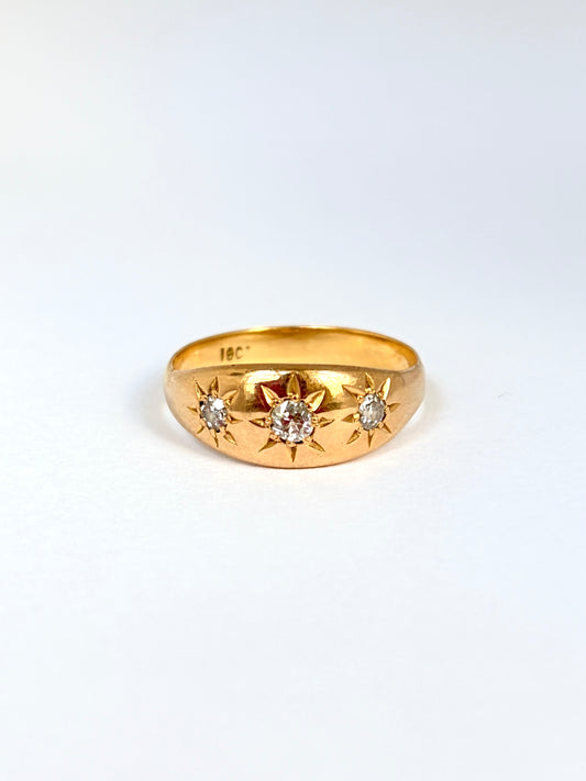 Vintage Three Star Diamond Flush Set Ring, Hallmarked 18ct Gold