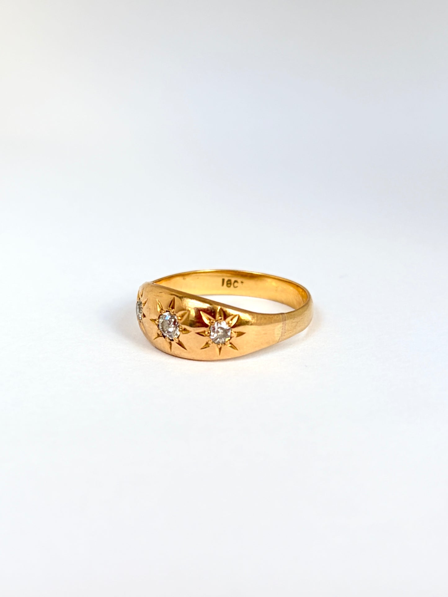Vintage Three Star Diamond Flush Set Ring, Hallmarked 18ct Gold
