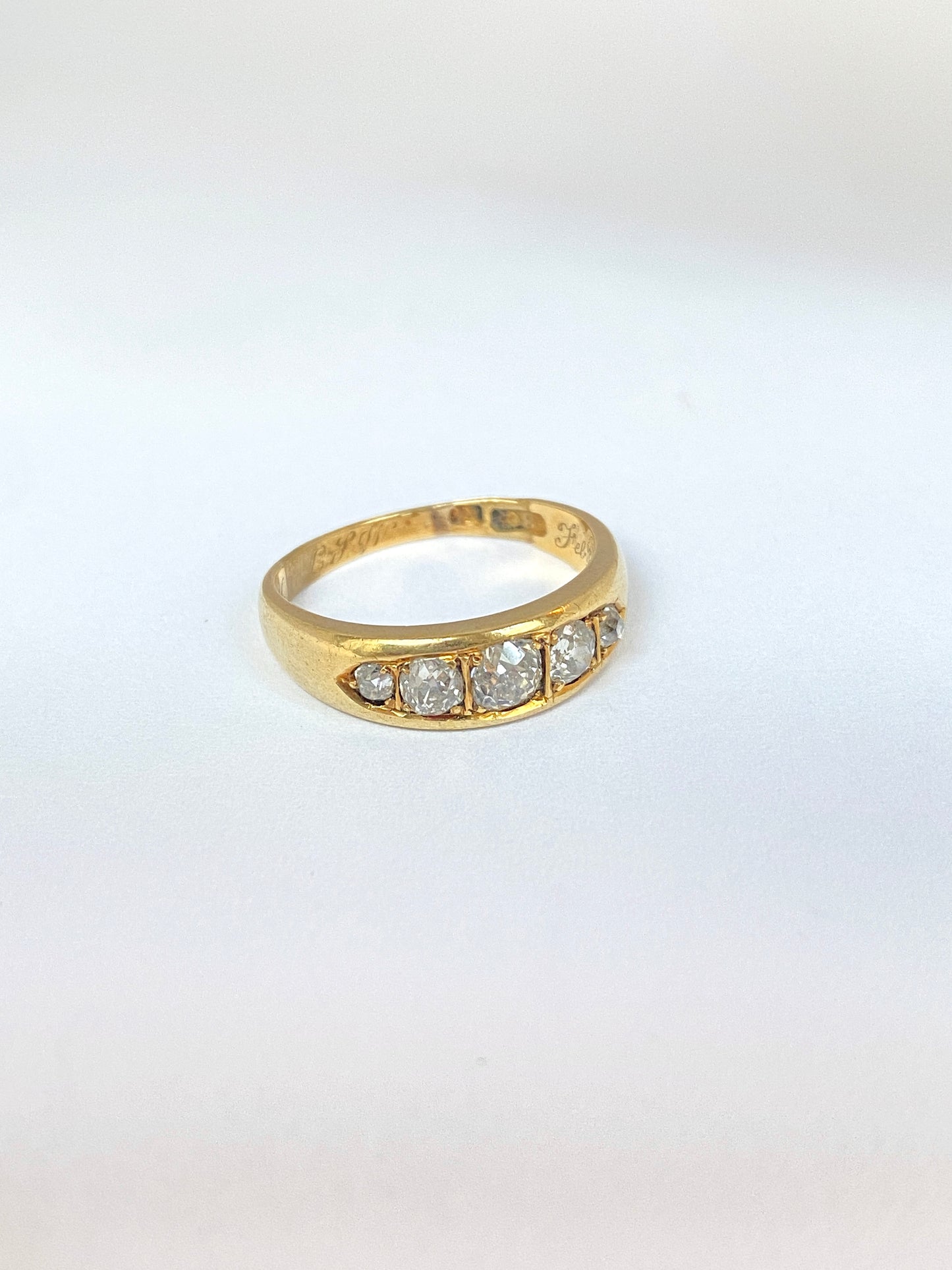 Antique, 18ct Gold, 5 stone Old Mine Cut Diamond Ring, 1888