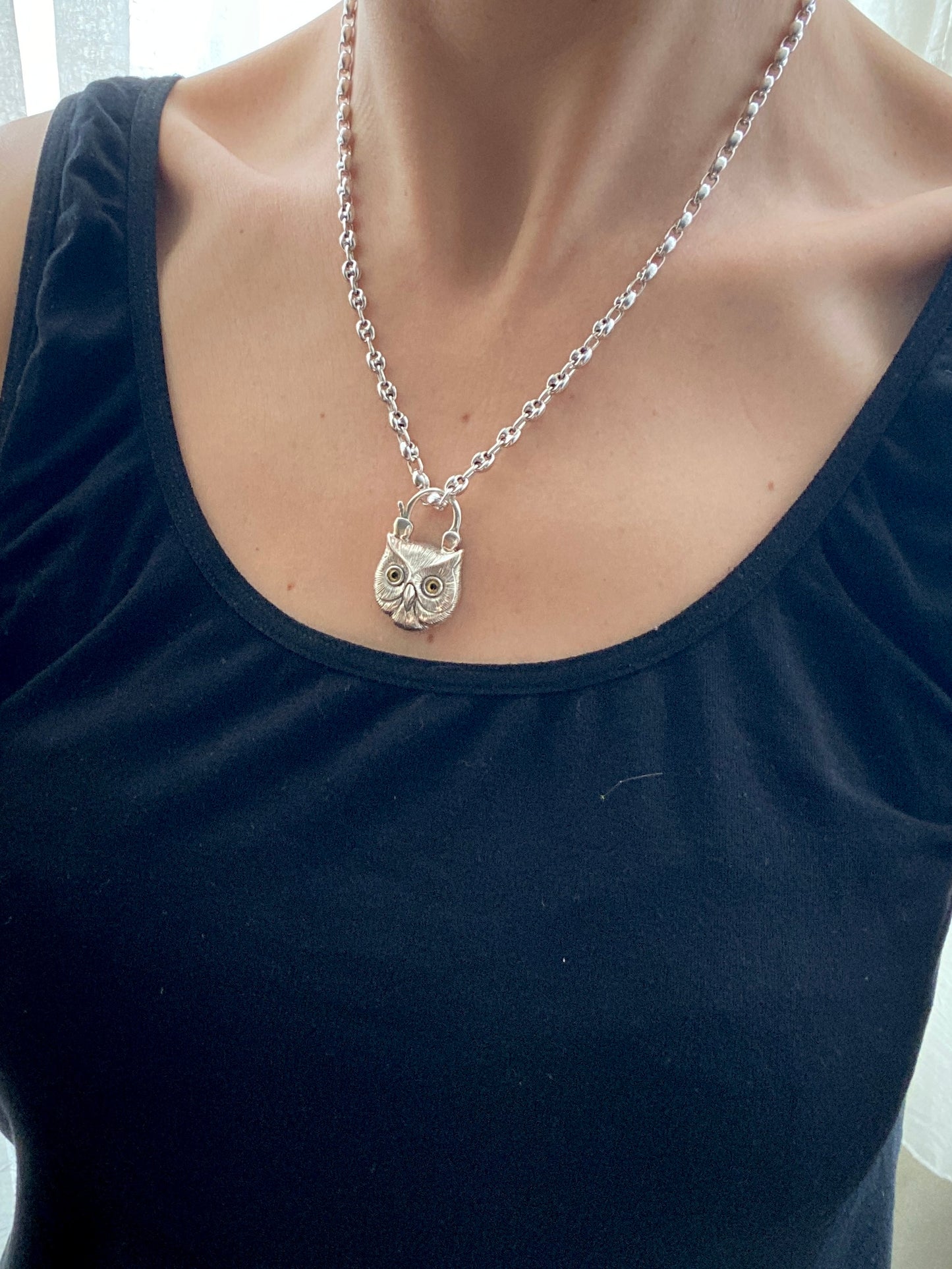 Vintage Solid Silver Owl Padlock clasp with Agate