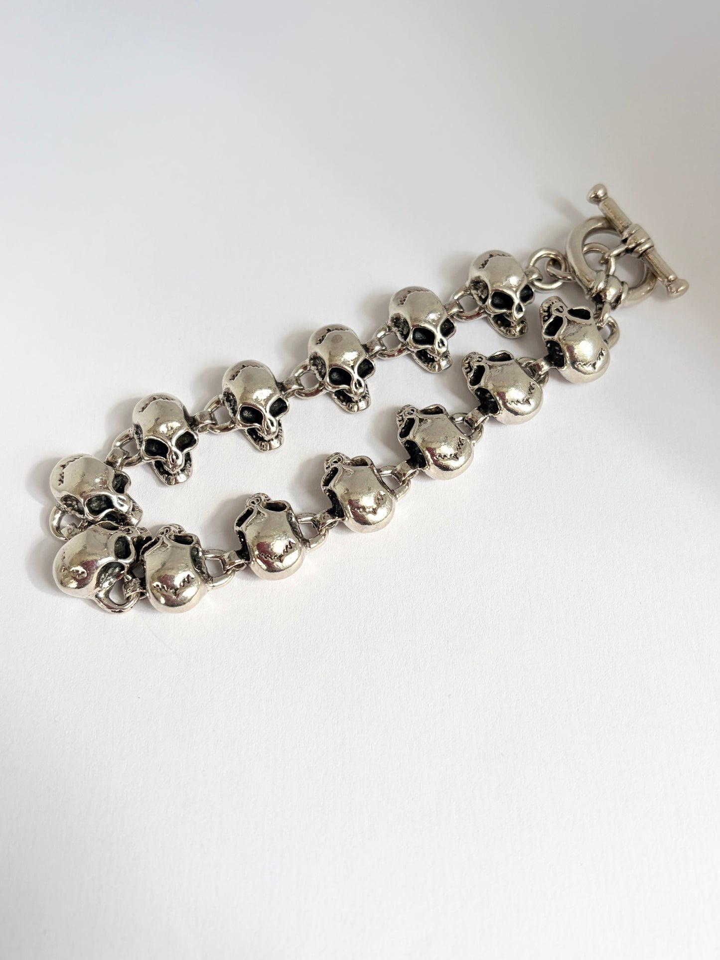 Vintage Silver Skull bracelet, 8.5 inches, 71.75g