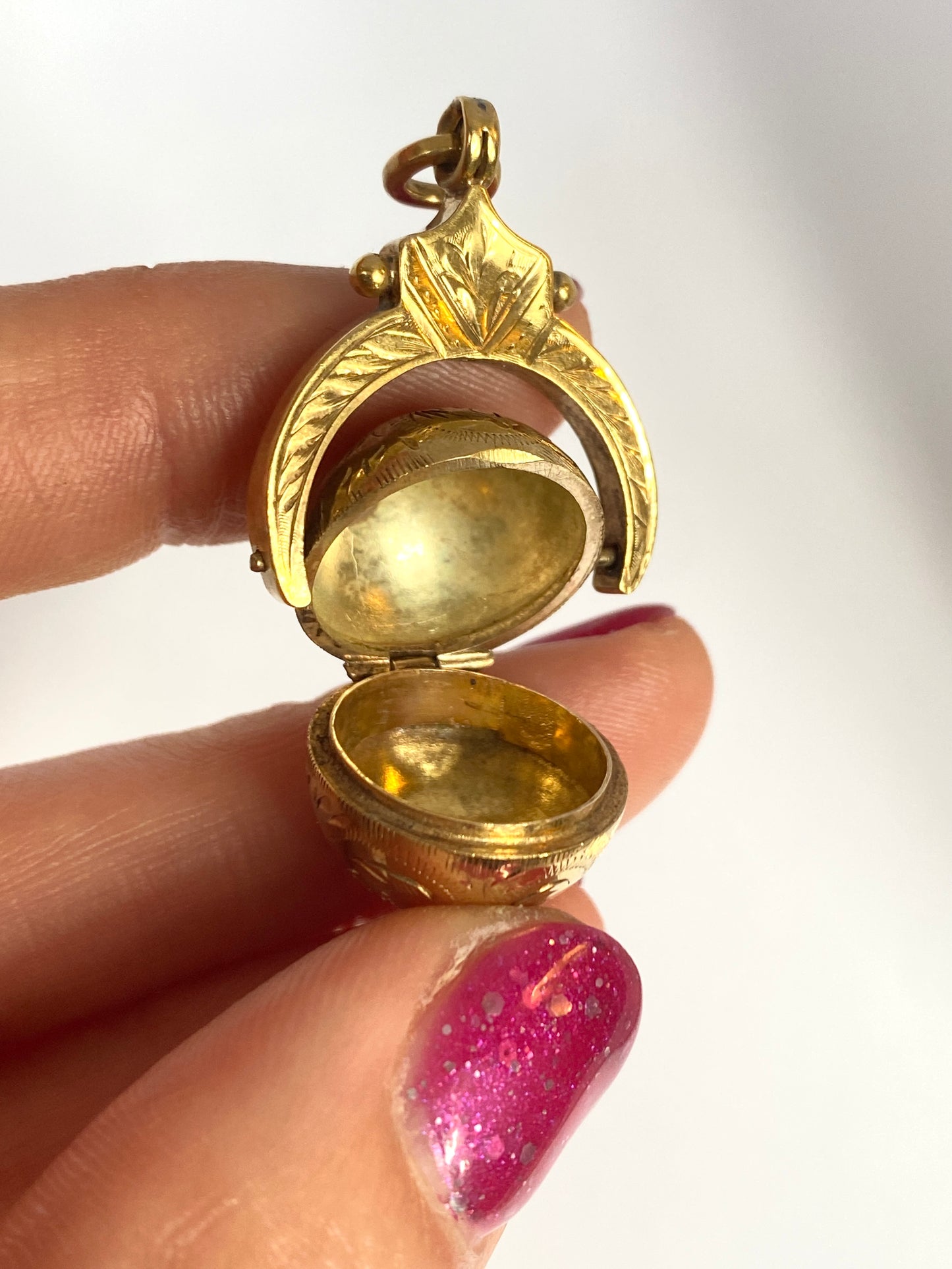 Antique, 9ct Gold, Spinning Orb/Ball Locket