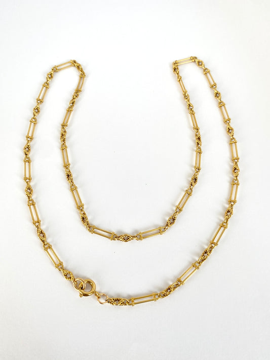 18 inch, 9ct Gold Vintage Fetter/Fancy Link Chain (10.23g)