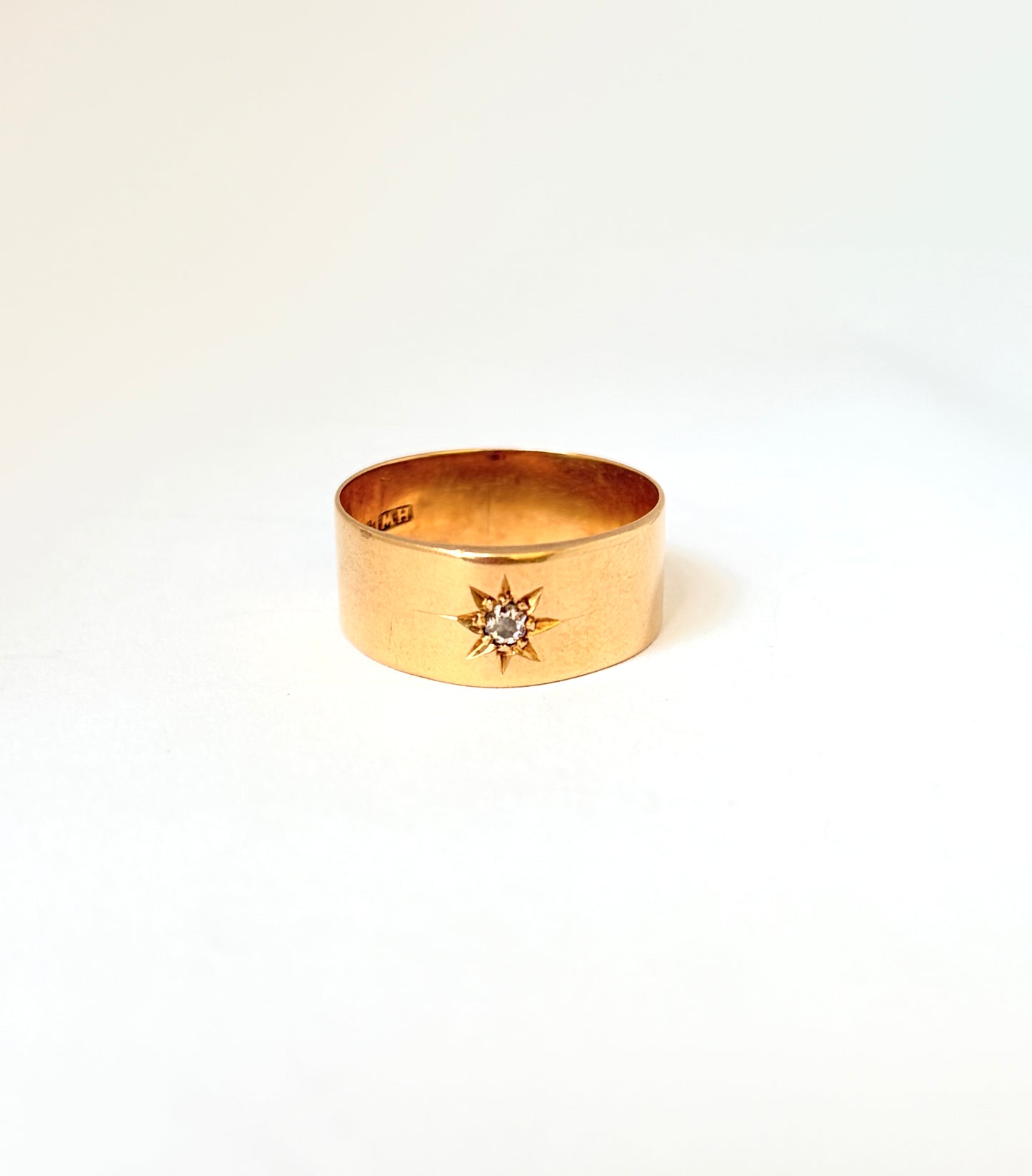 18ct Gold, Antique, Starburst Diamond Solitaire Band, Hallmarked 18ct Gold, London and 1916