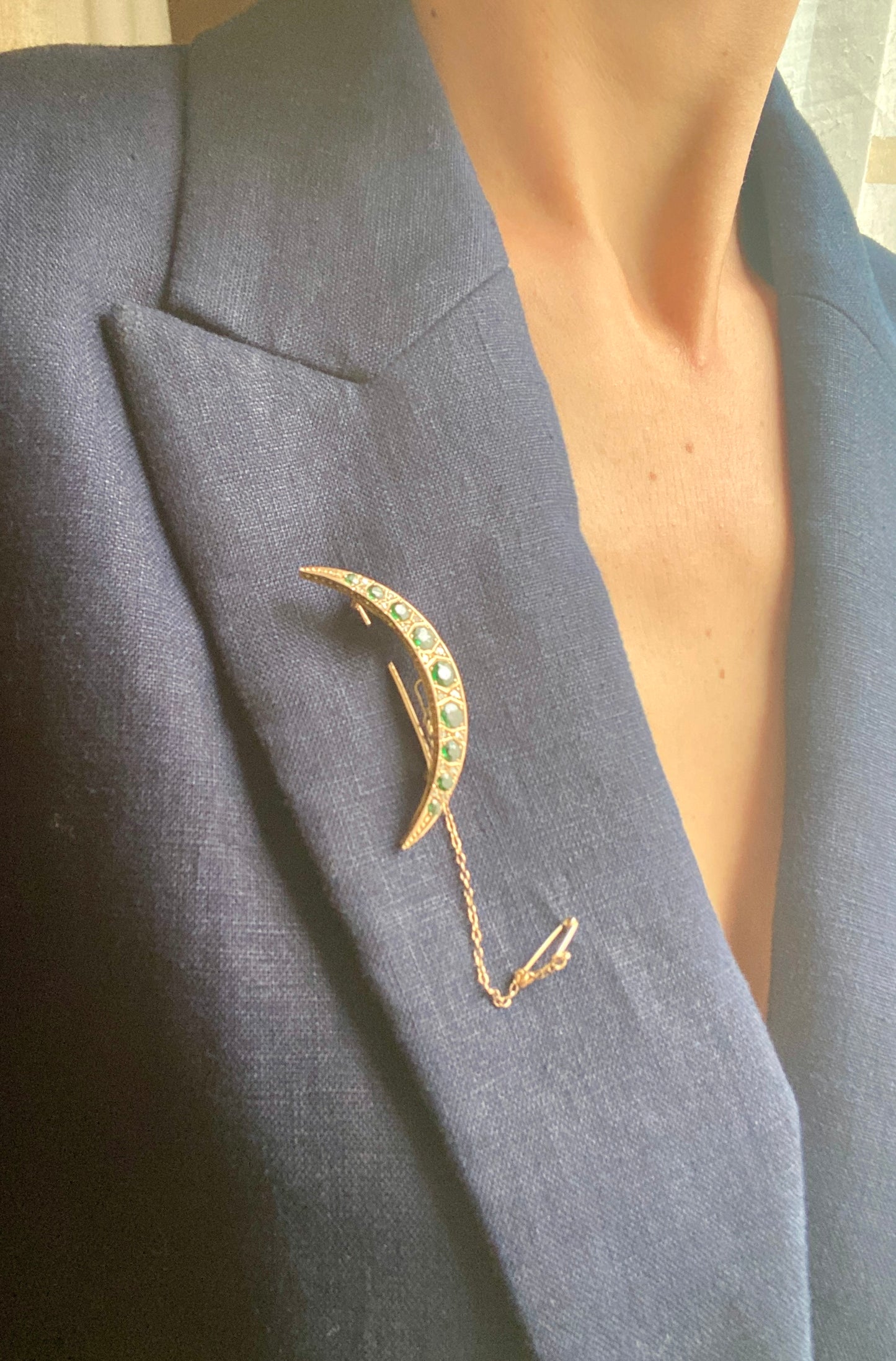 Vintage, 9ct Gold Emerald and Diamond Paste Crescent Moon Brooch