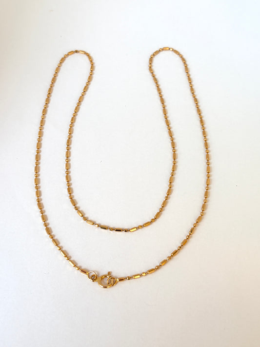 Dainty, 18 inch, 14ct Gold, Vintage Chain (2.97g)
