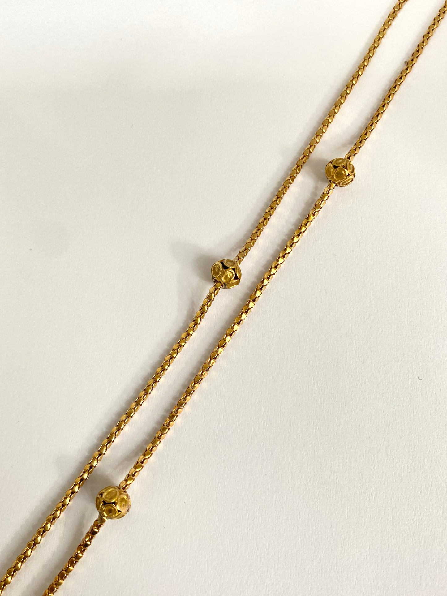 Antique 9ct Gold Fancy Link Chain with decorated spacers, 23 inches (6.43g)