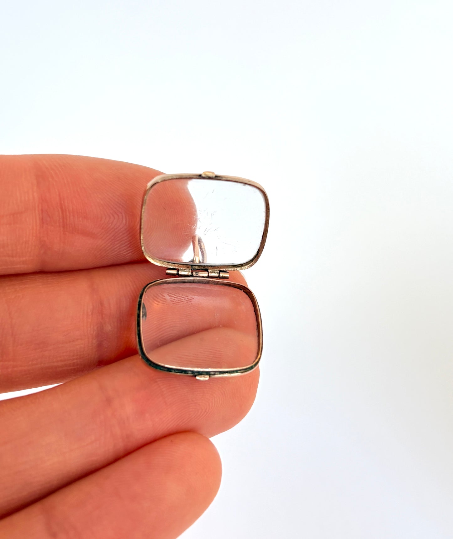 Vintage, Rectangle 9ct Gold Clear Pendant/Locket