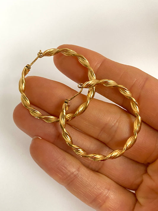 Vintage, 9ct Gold Large Twist Hoop Earrings (3.5cm x 3.5cm) 2.90g