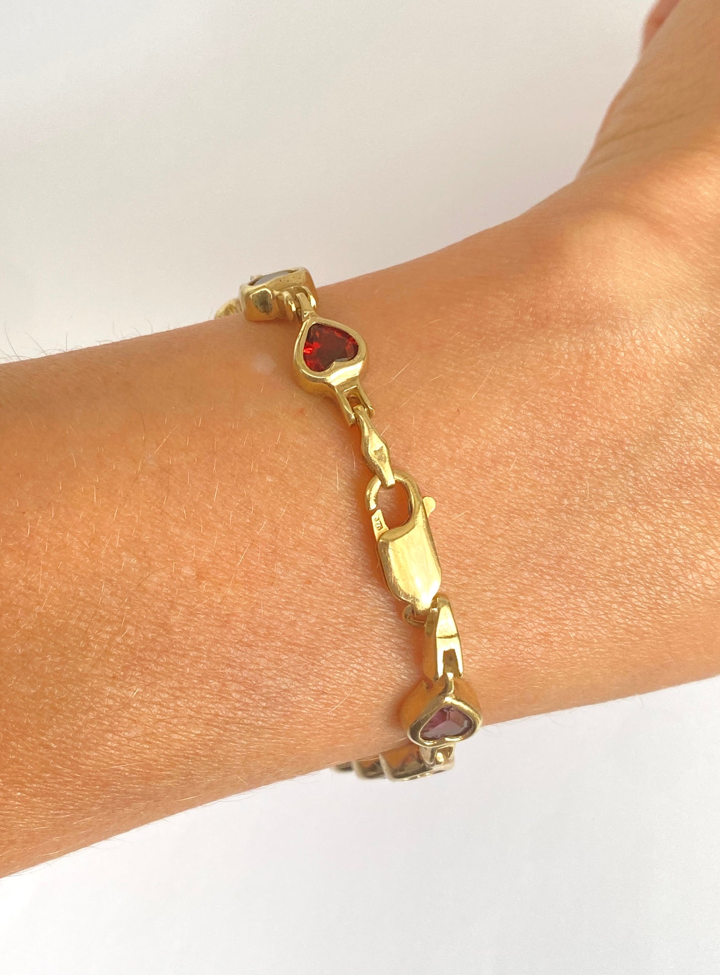 Vintage, 9ct Gold, Multi Gem Bracelet featuring, Garnet, Amethyst, Aquamarine, Citrine