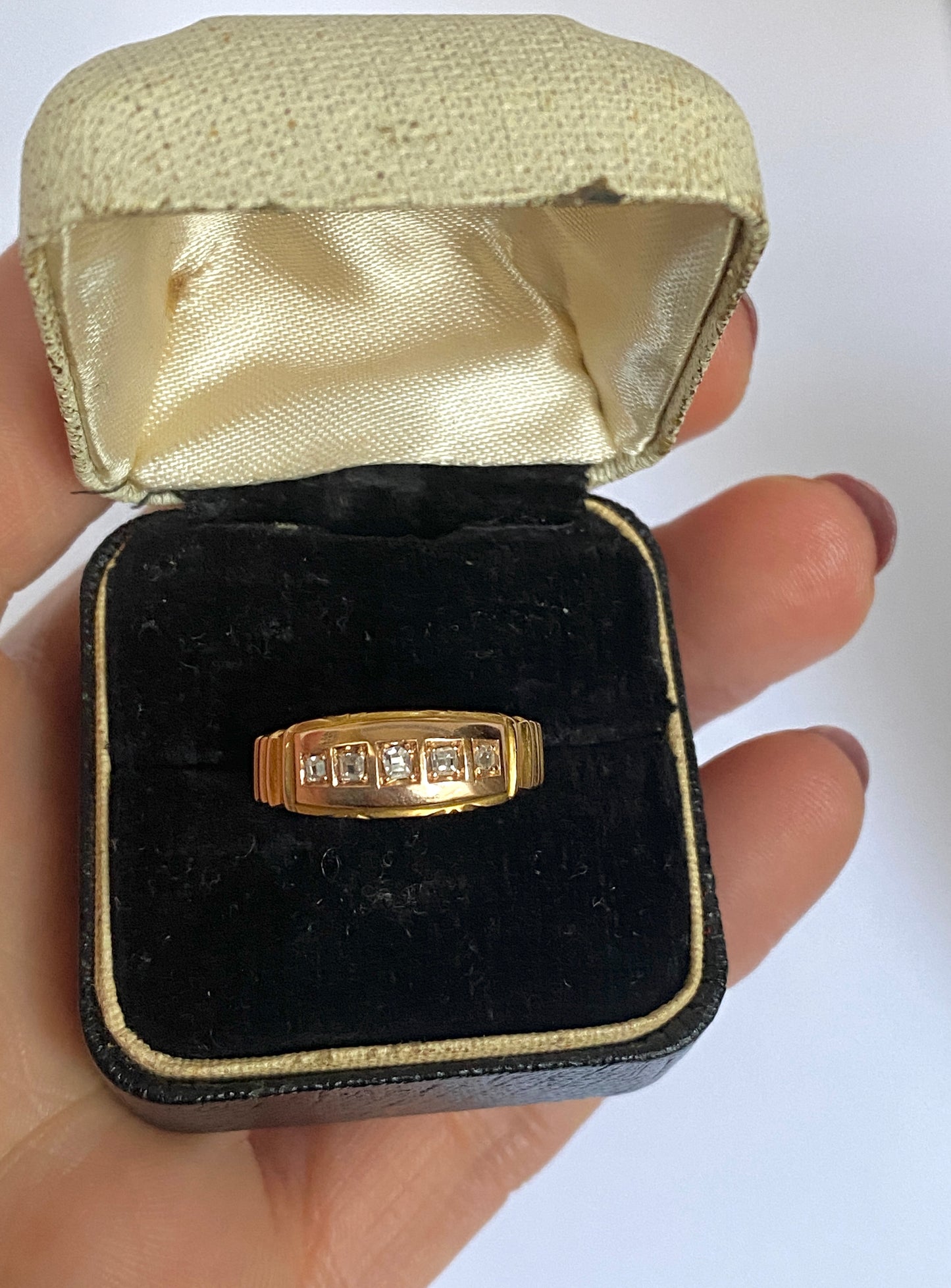 Victorian, 15ct Gold, 5 stone,  Diamond Ring, Hallmarked 15ct Gold, Birmingham, 1883