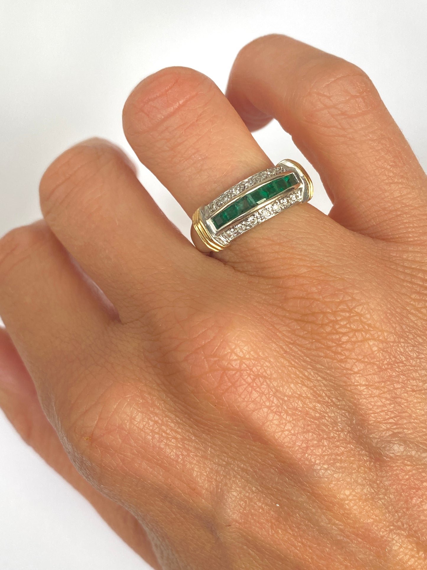 Vintage, 14ct Gold Diamond and Emerald Ring (1980s) 5.26g