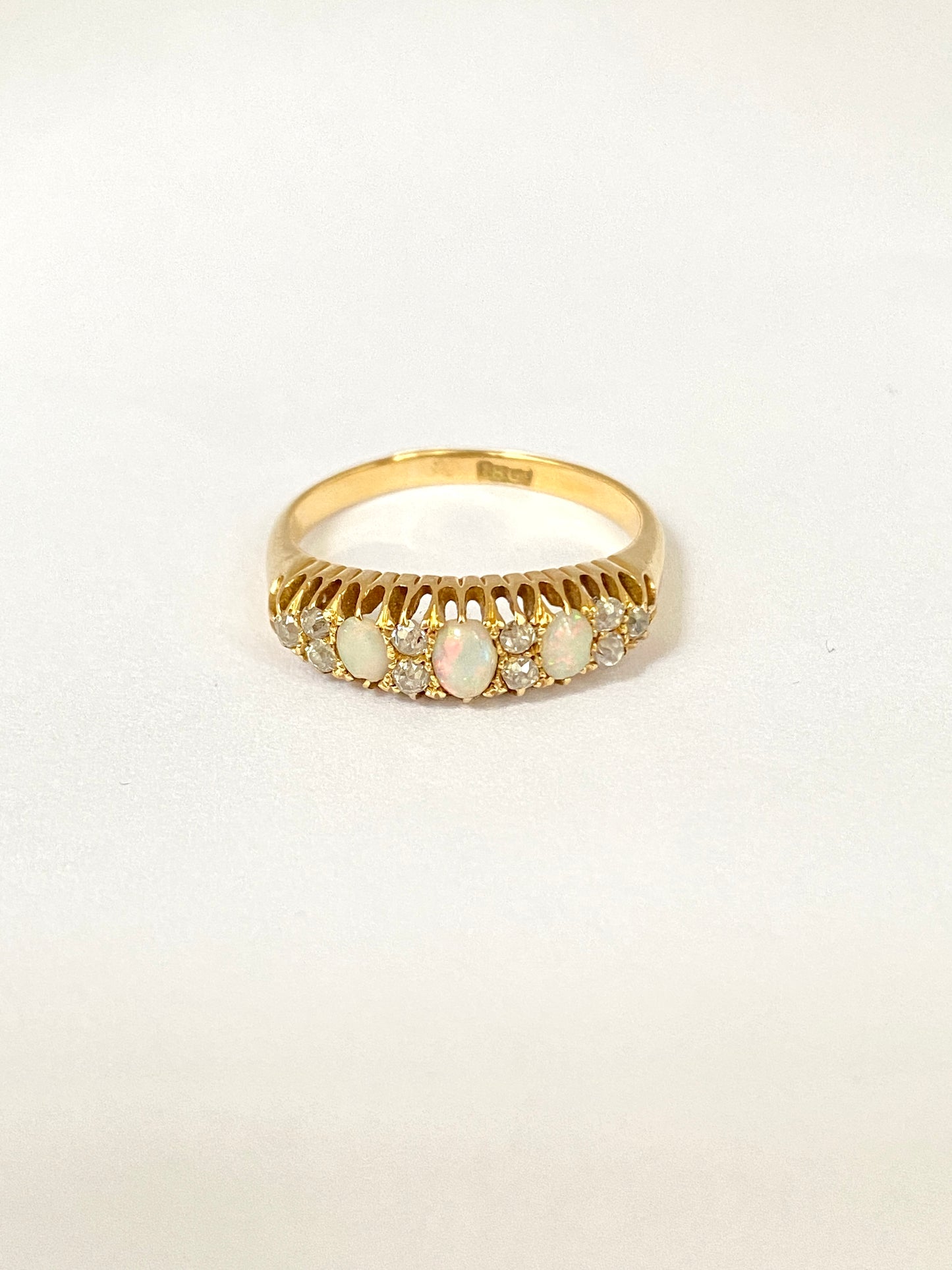 Edwardian, 18ct Gold, Opal and Diamond Ring, 3.54g