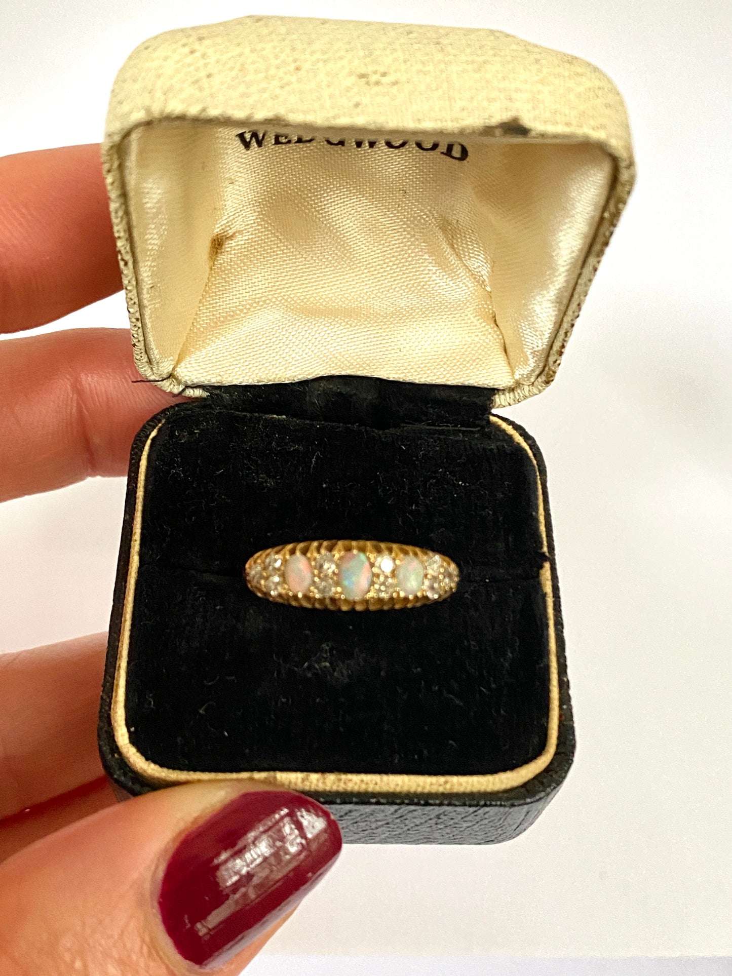 Edwardian, 18ct Gold, Opal and Diamond Ring, 3.54g