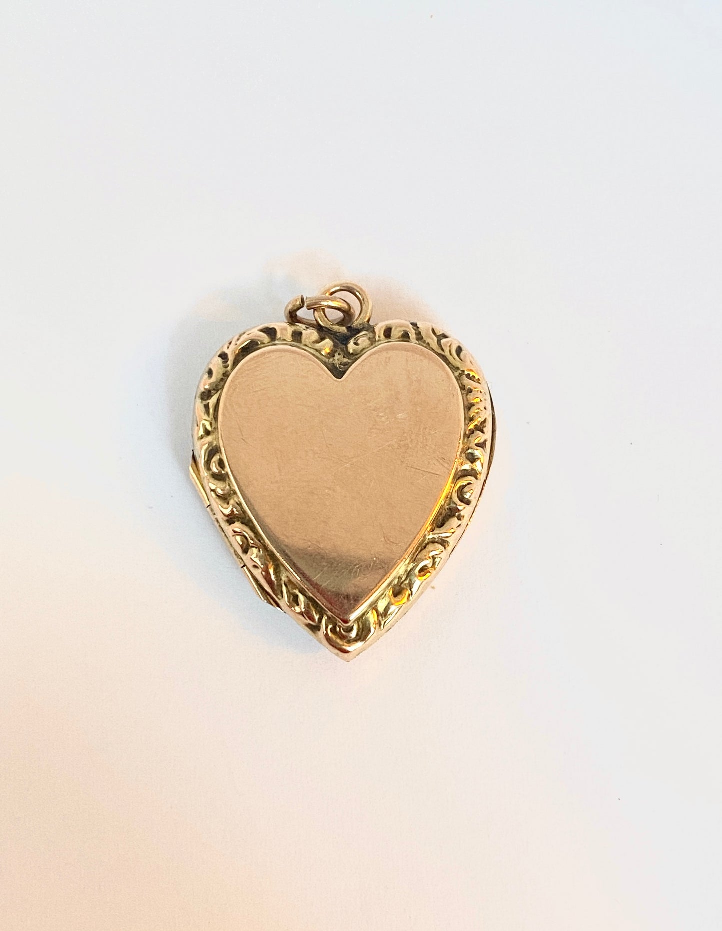 Large, Victorian, 9ct Gold (F&B) Large Heart Locket