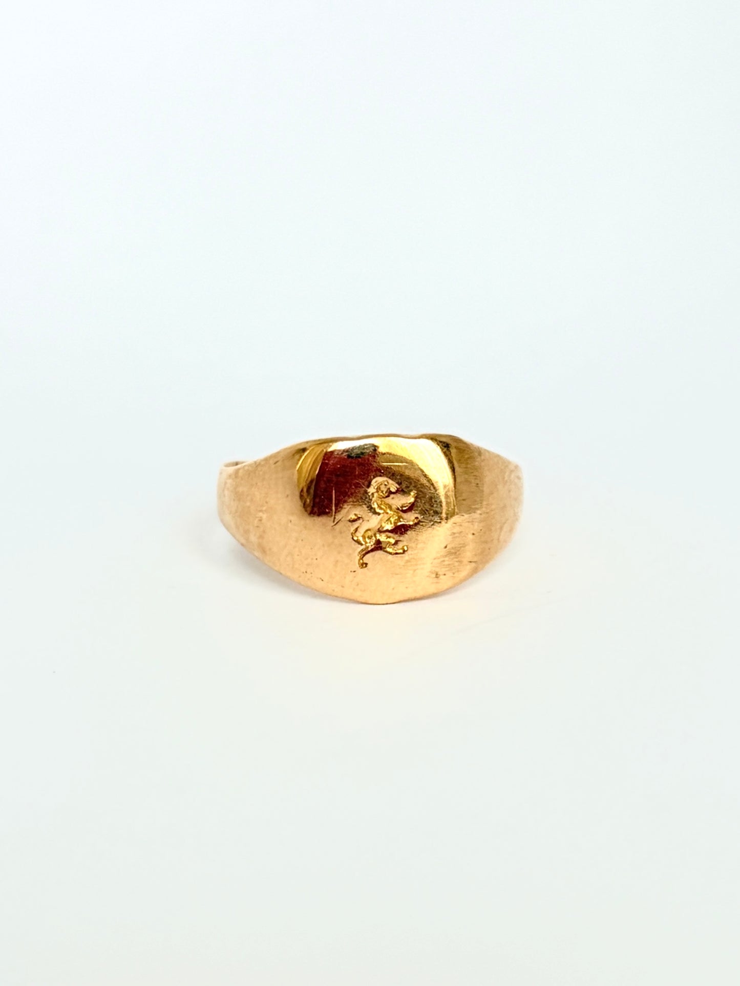 Vintage, 18ct Gold Lion Signet Ring, Hallmarked 18ct Gold, 3.42g