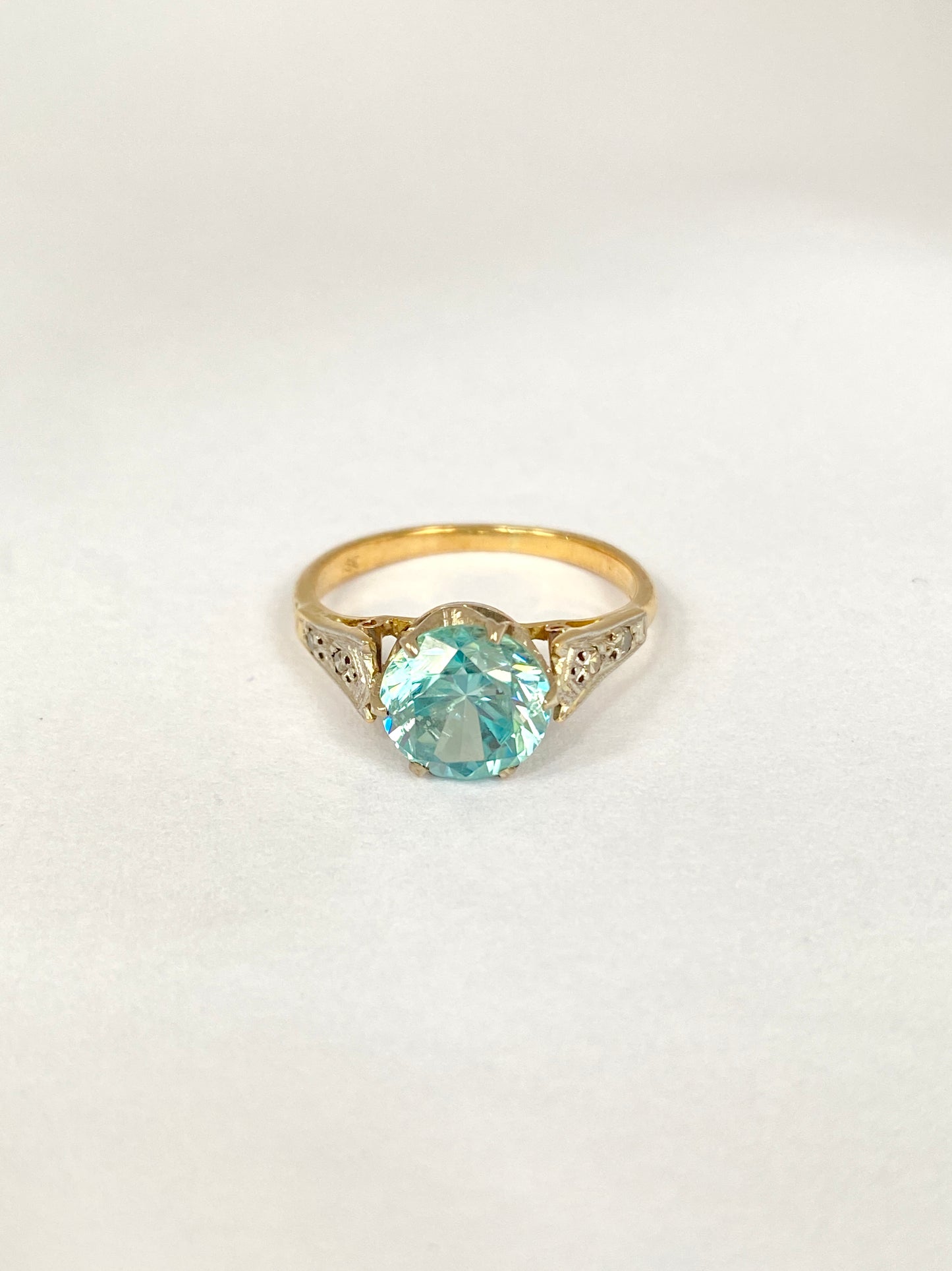 18ct Gold, Art Deco (1920s) Blue Zircon and Diamond Cluster Ring