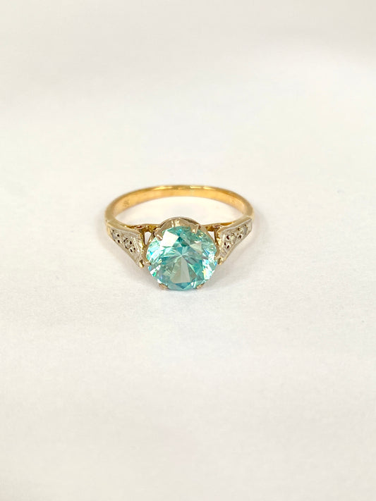 18ct Gold, Art Deco (1920s) Blue Zircon and Diamond Cluster Ring