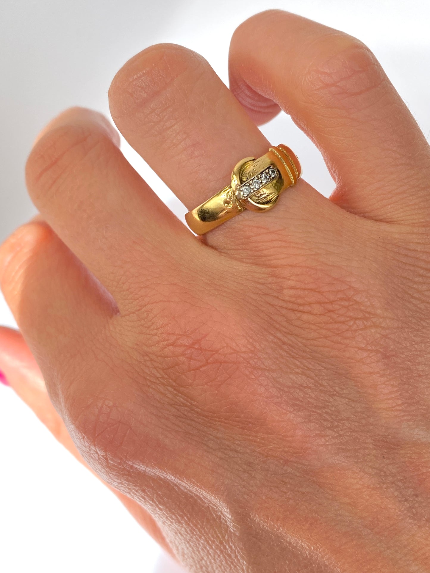 18ct Gold, Diamond Buckle Ring, Hallmarked 18ct Gold, Birmingham and 1911