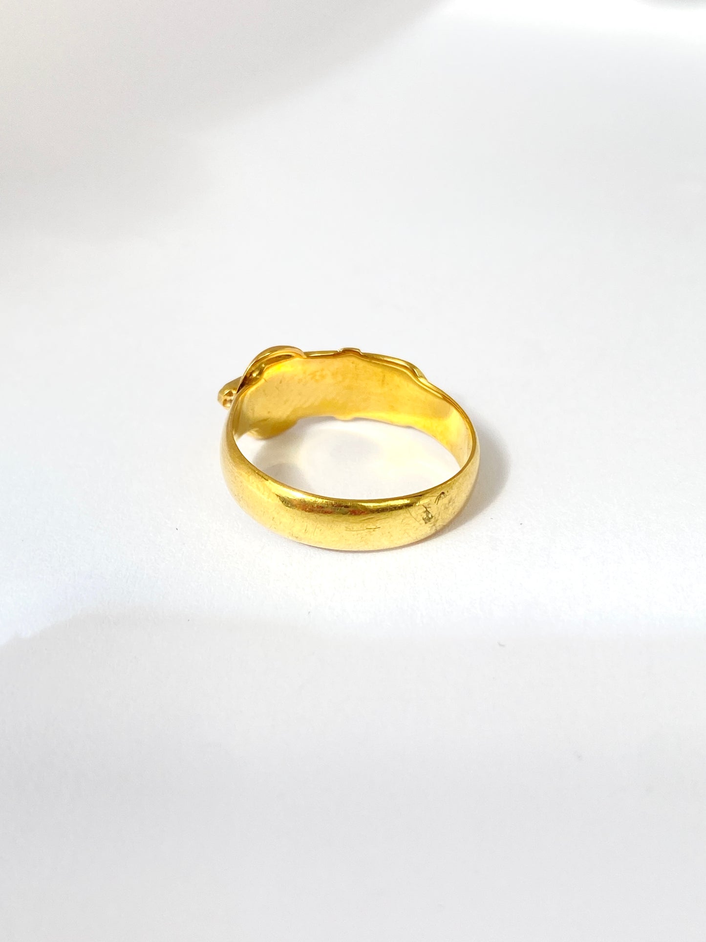 18ct Gold, Diamond Buckle Ring, Hallmarked 18ct Gold, Birmingham and 1911