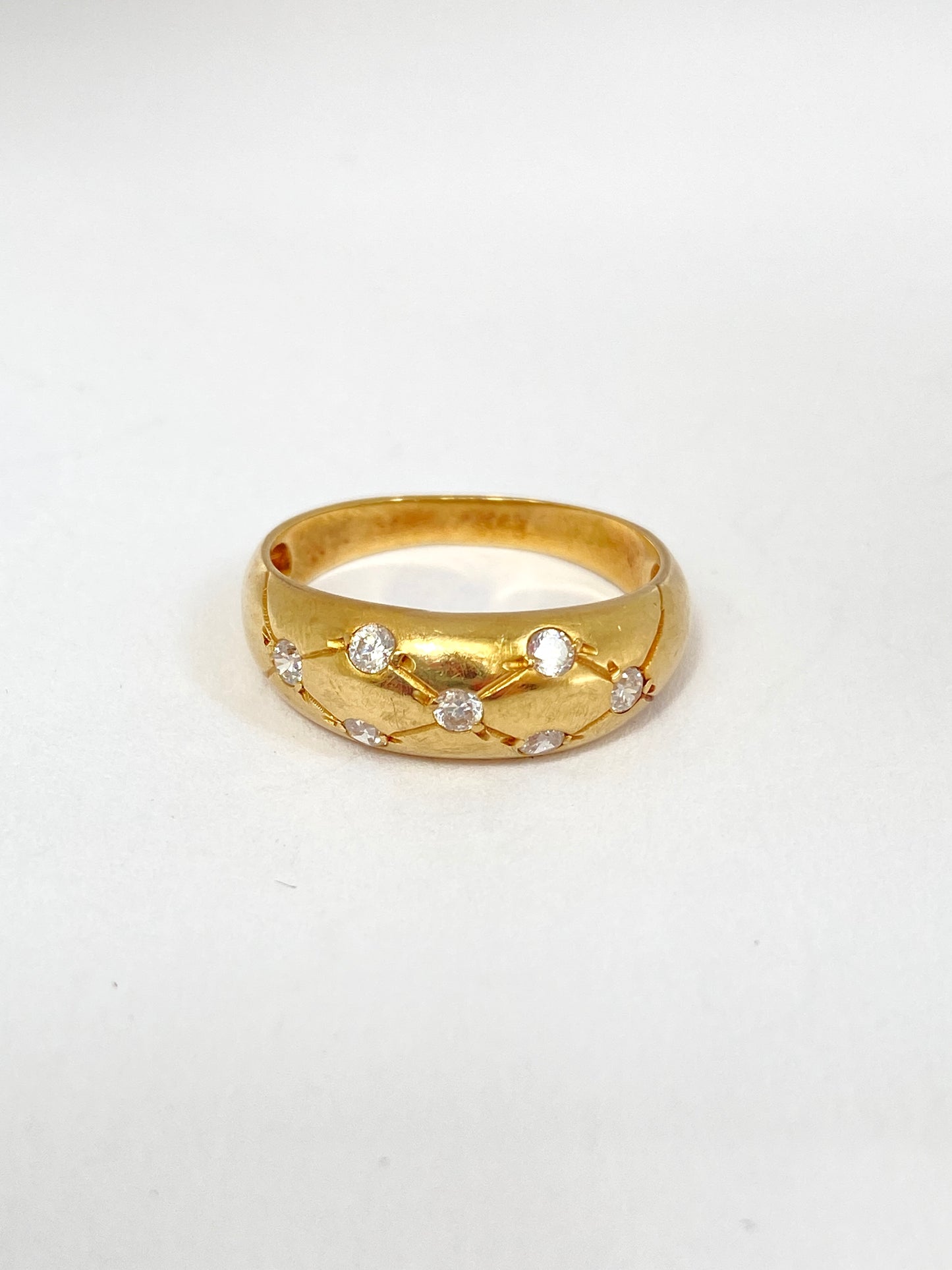 Vintage, 18ct Gold, Diamond Gypsy Scatter Ring