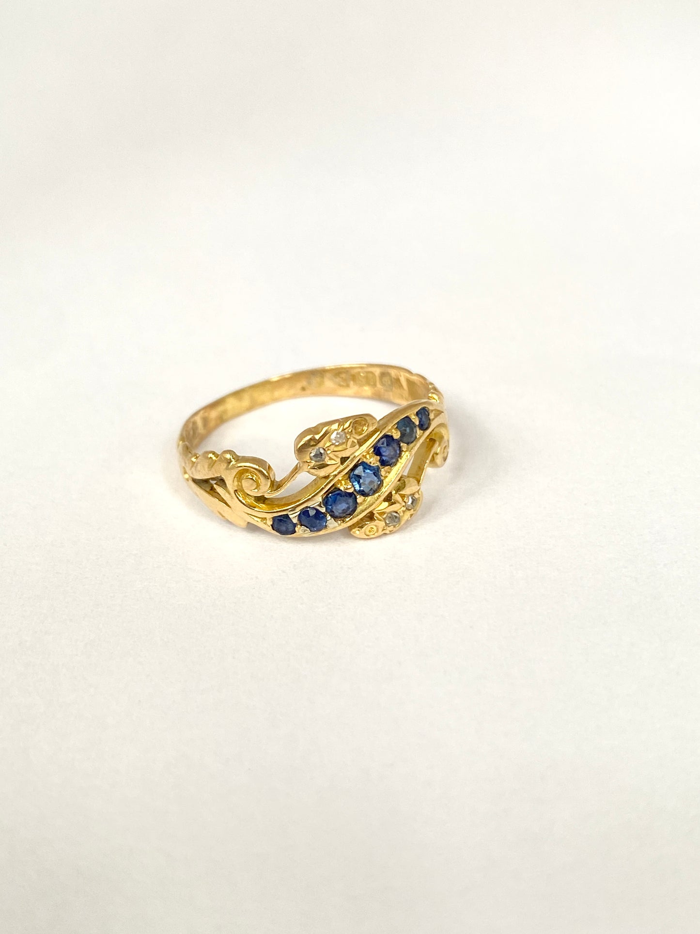 Art Nouveau, Sapphire and Diamond Ring, Hallmarked, 18ct Gold, Chester, 1900