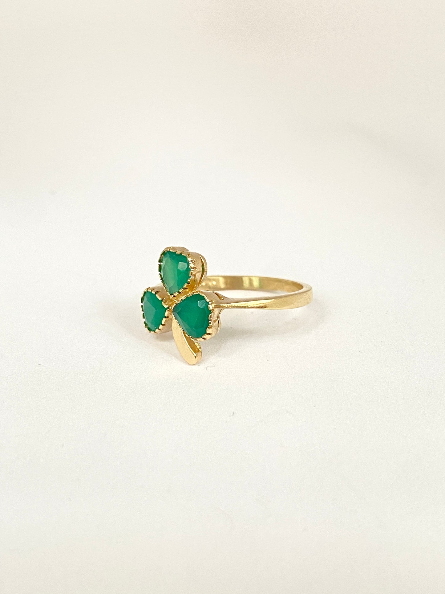 9ct Gold Green Agate Three Leaf Clover (Shamrock) Ring