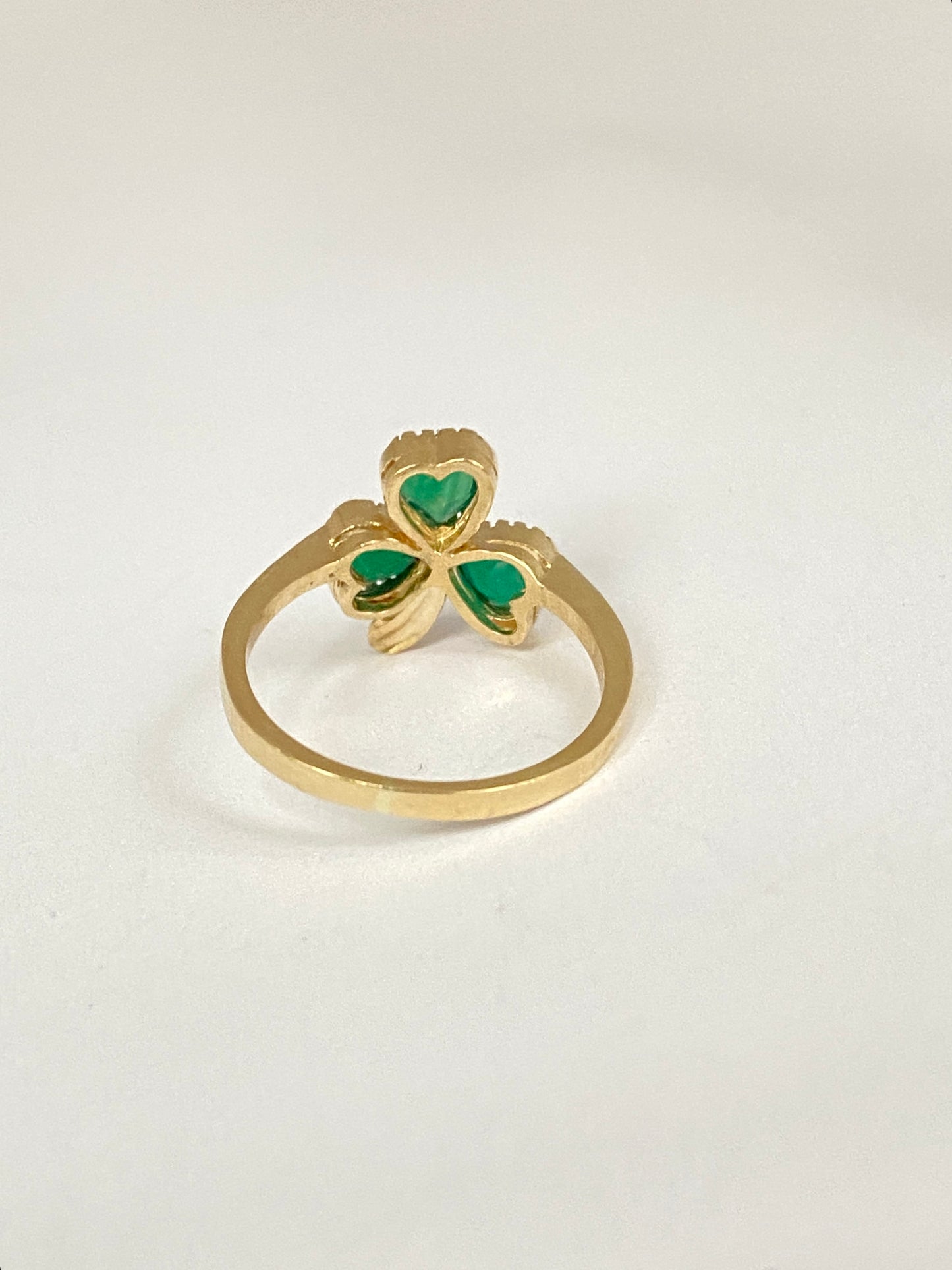 9ct Gold Green Agate Three Leaf Clover (Shamrock) Ring