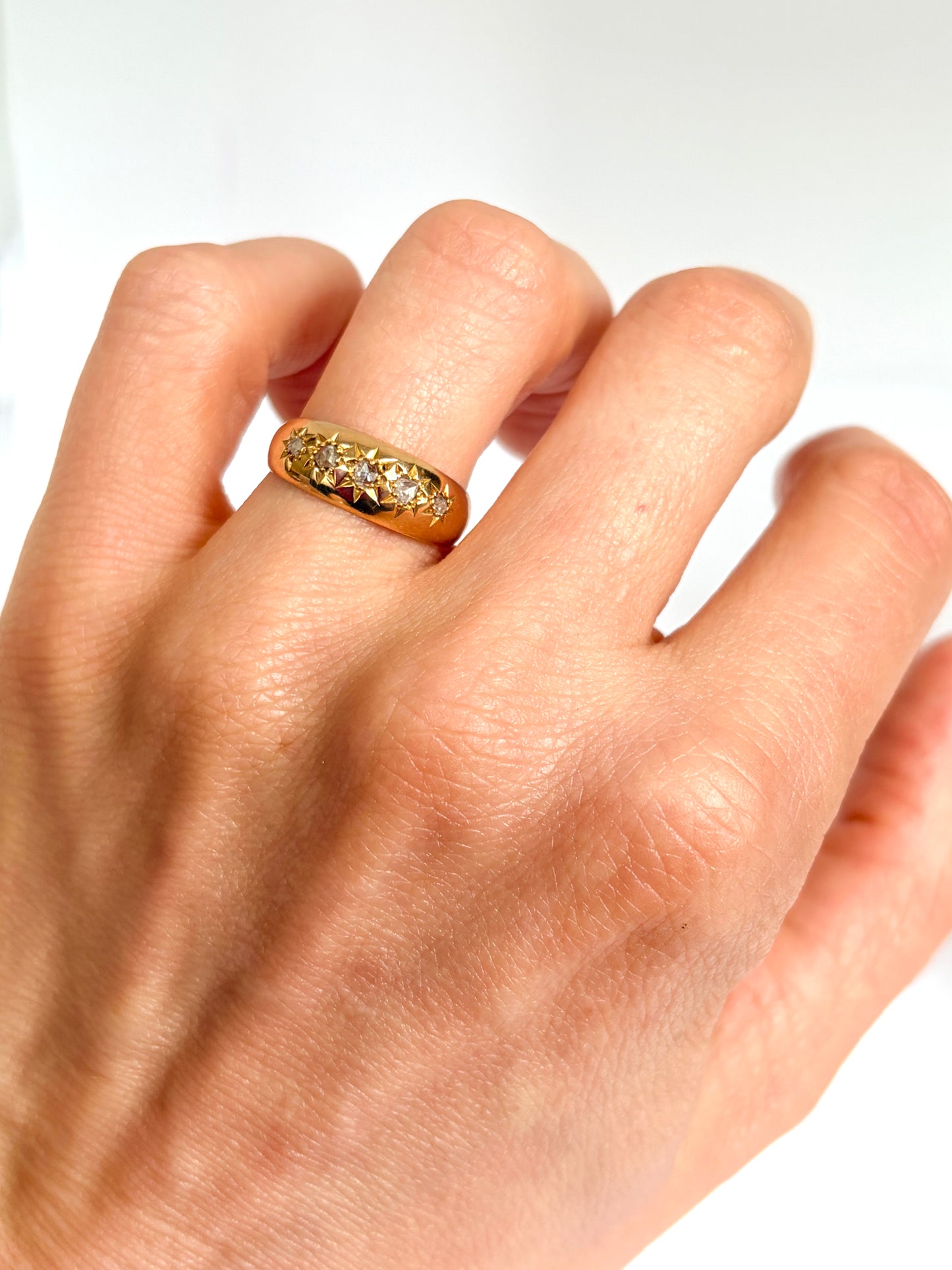 18ct Gold, 5 stone Diamond Starburst Ring, Hallmarked 18ct Gold, Chester, 1905