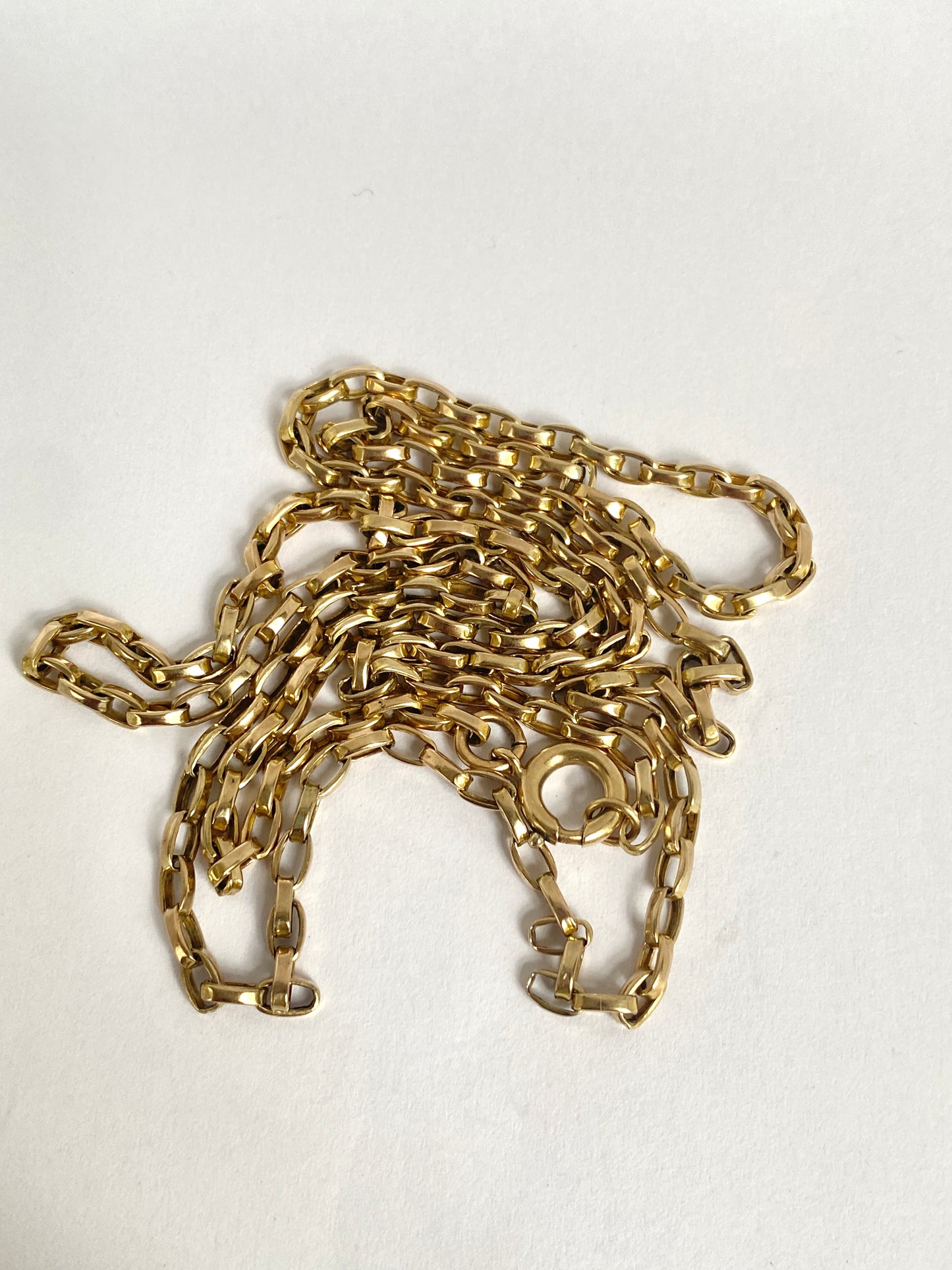 24 inch 9ct gold, Vintage Paperclip Chain (9.42g)