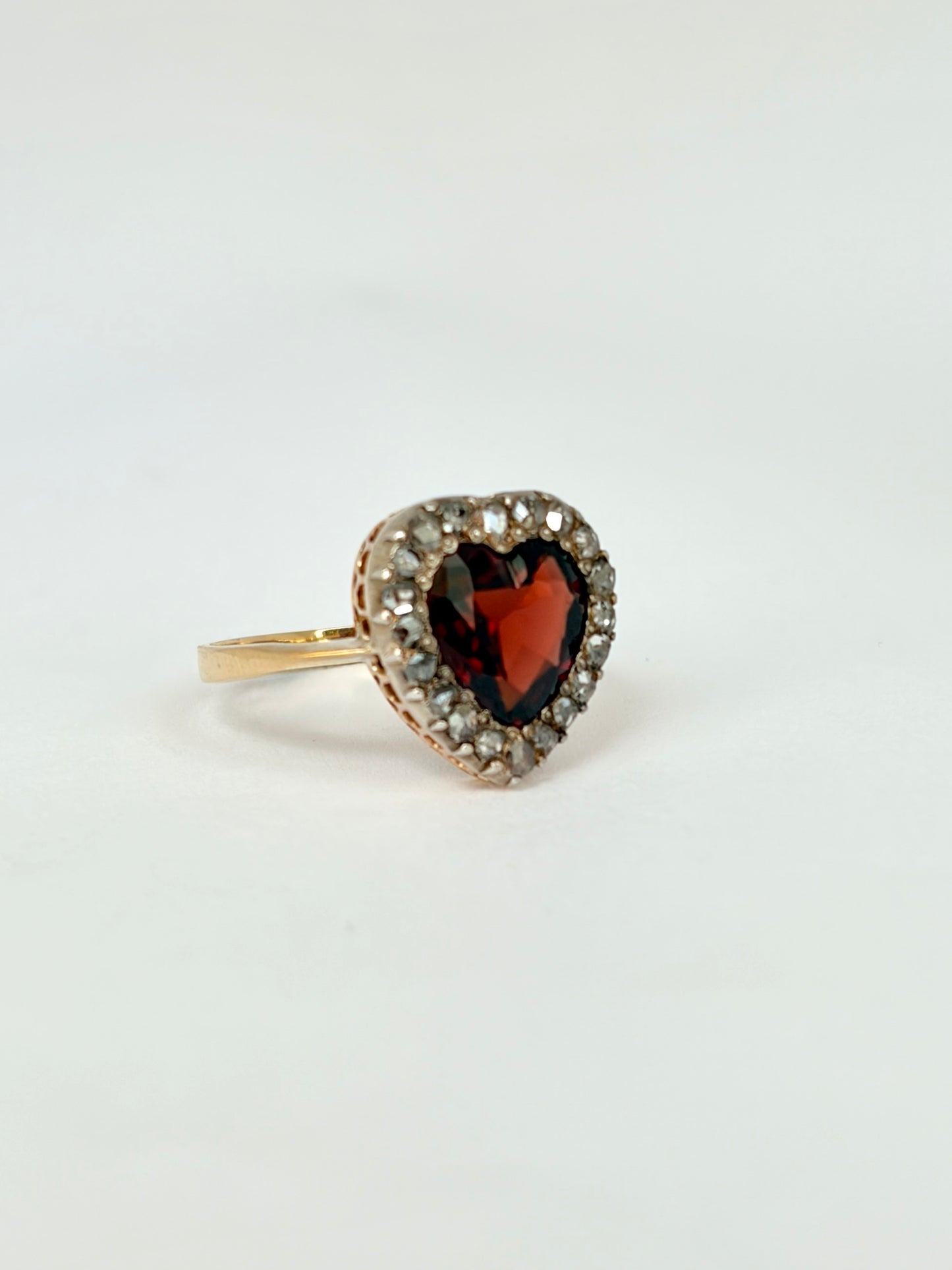 Vintage 18ct Gold, Rose cut Diamond and Garnet Heart Ring